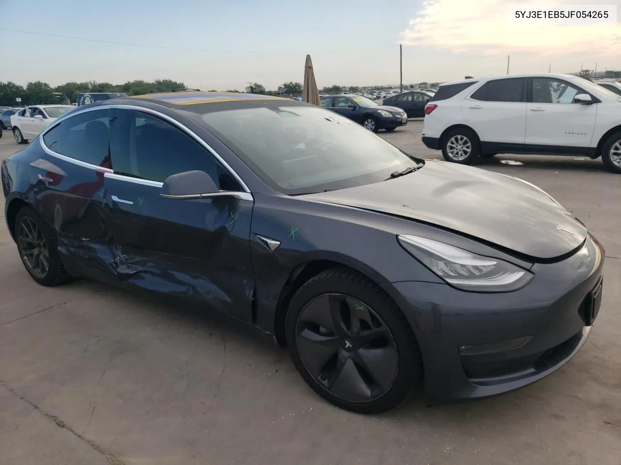 2018 Tesla Model 3 VIN: 5YJ3E1EB5JF054265 Lot: 72576144