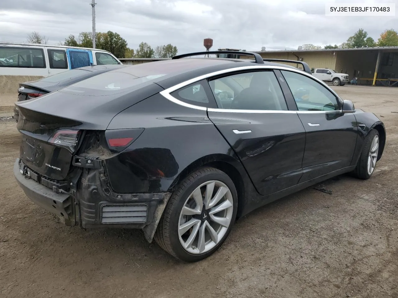 5YJ3E1EB3JF170483 2018 Tesla Model 3