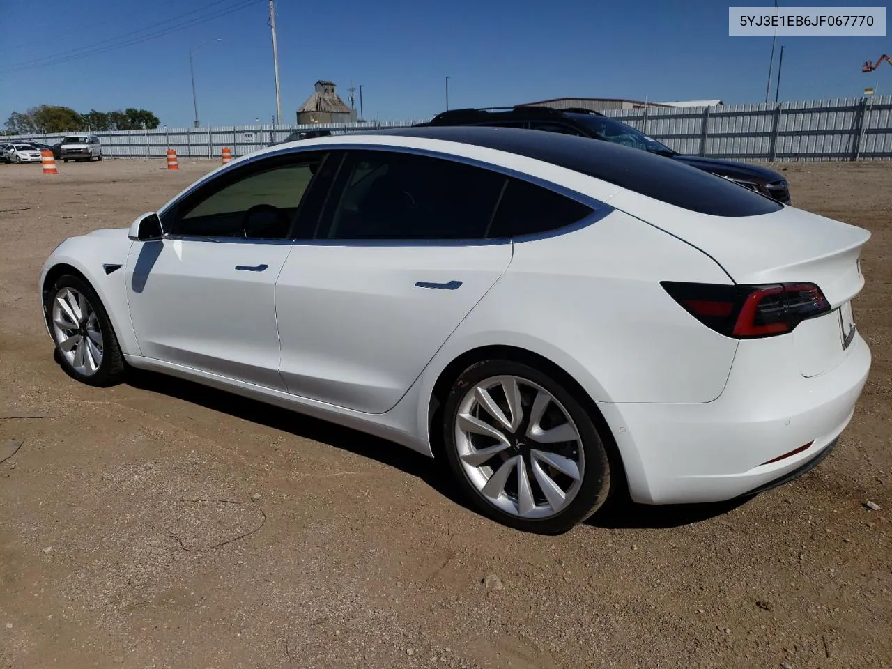 2018 Tesla Model 3 VIN: 5YJ3E1EB6JF067770 Lot: 72969374