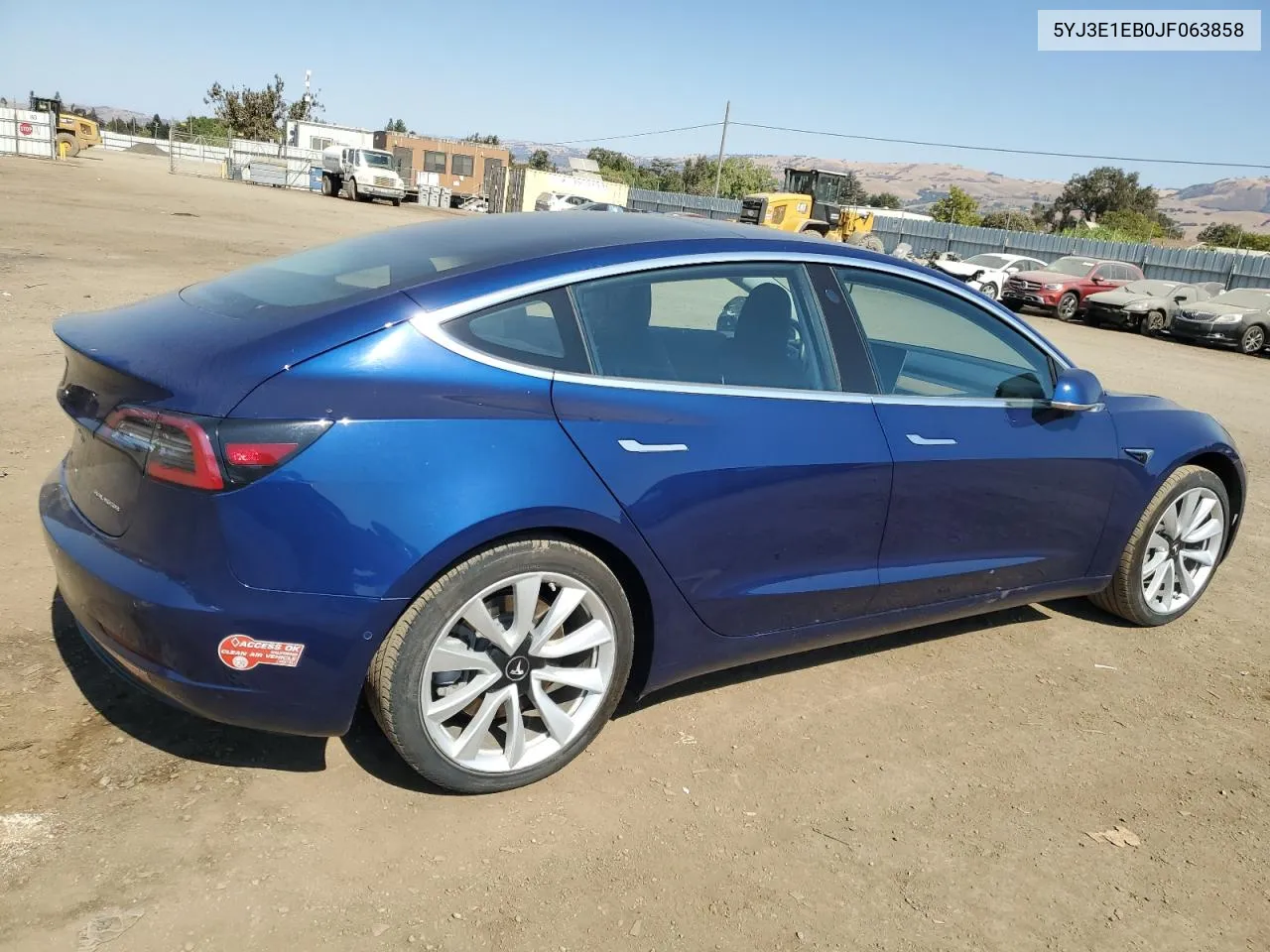 2018 Tesla Model 3 VIN: 5YJ3E1EB0JF063858 Lot: 73148464