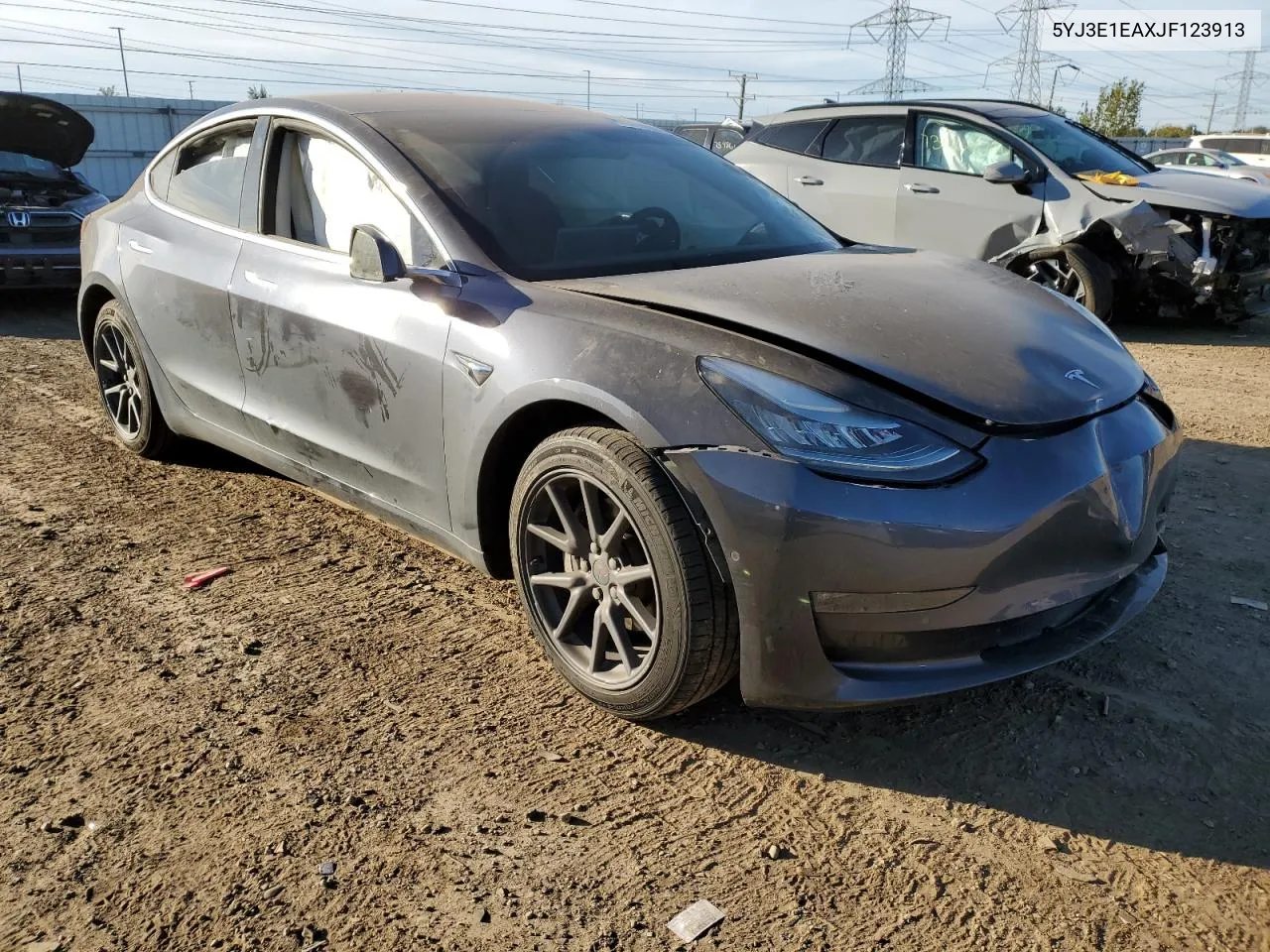 2018 Tesla Model 3 VIN: 5YJ3E1EAXJF123913 Lot: 73715554