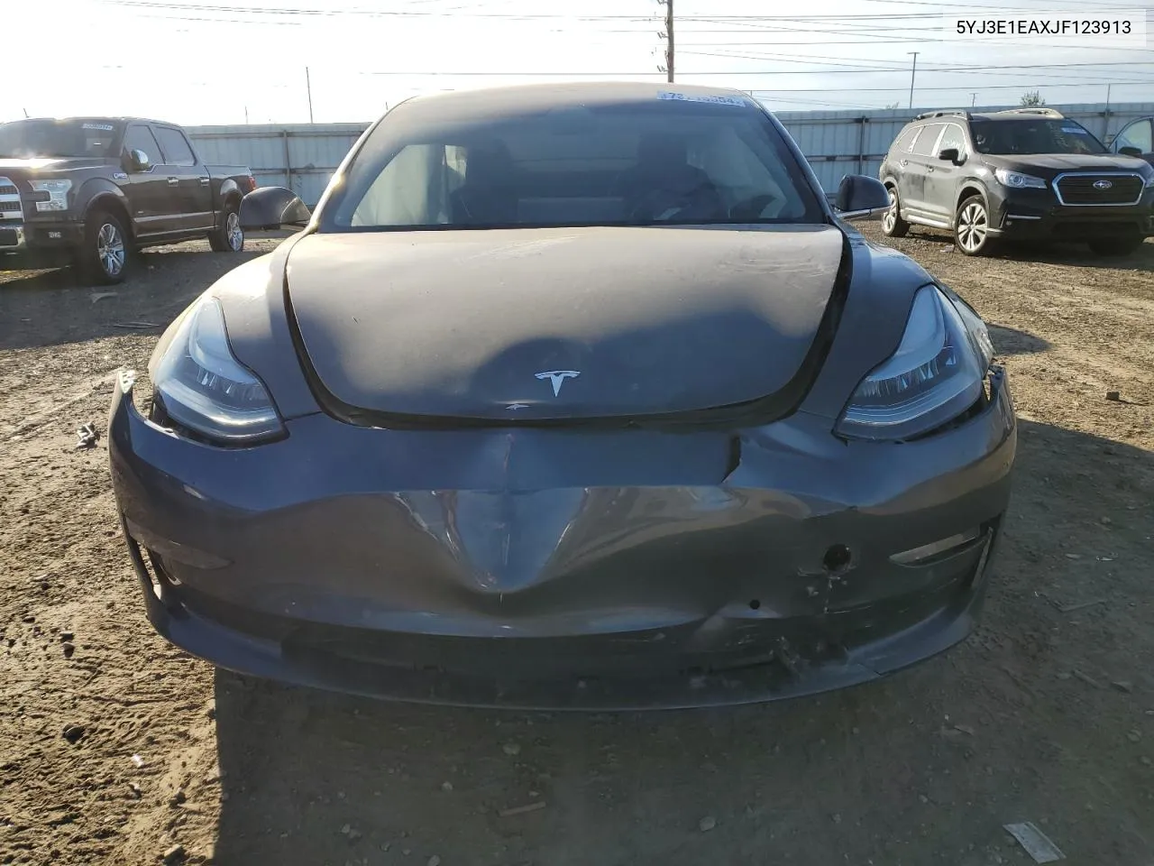 2018 Tesla Model 3 VIN: 5YJ3E1EAXJF123913 Lot: 73715554