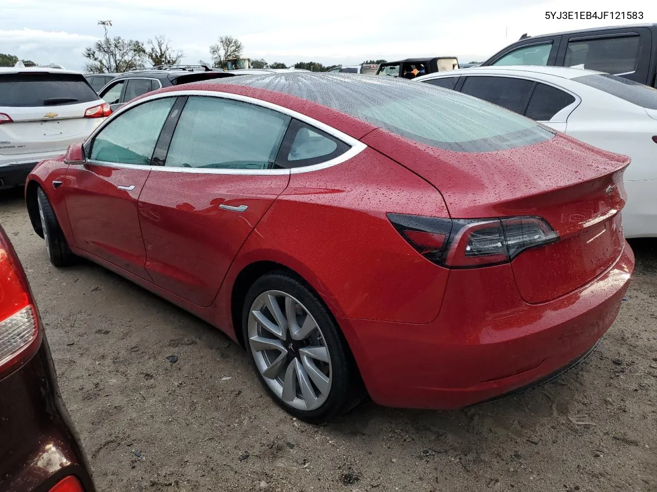 2018 Tesla Model 3 VIN: 5YJ3E1EB4JF121583 Lot: 73930384