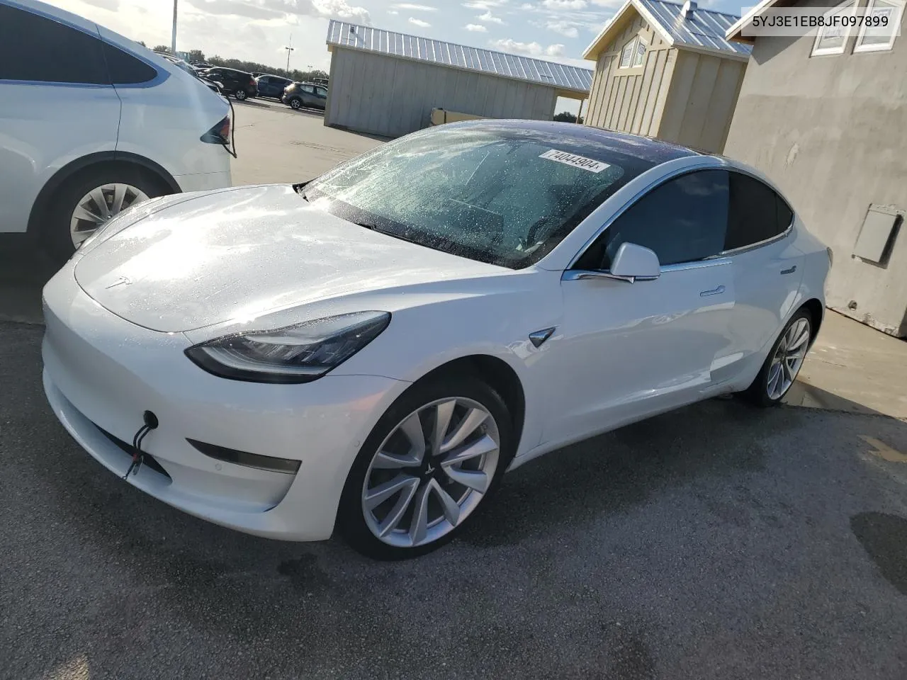 2018 Tesla Model 3 VIN: 5YJ3E1EB8JF097899 Lot: 74044904