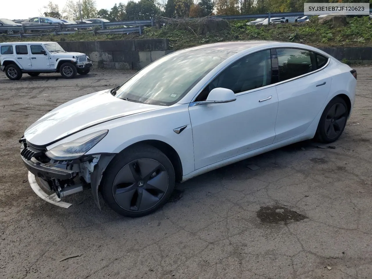 5YJ3E1EB7JF120623 2018 Tesla Model 3