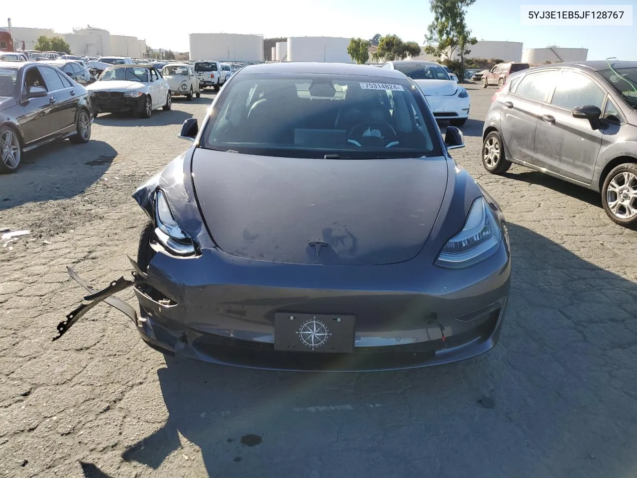 2018 Tesla Model 3 VIN: 5YJ3E1EB5JF128767 Lot: 75314824