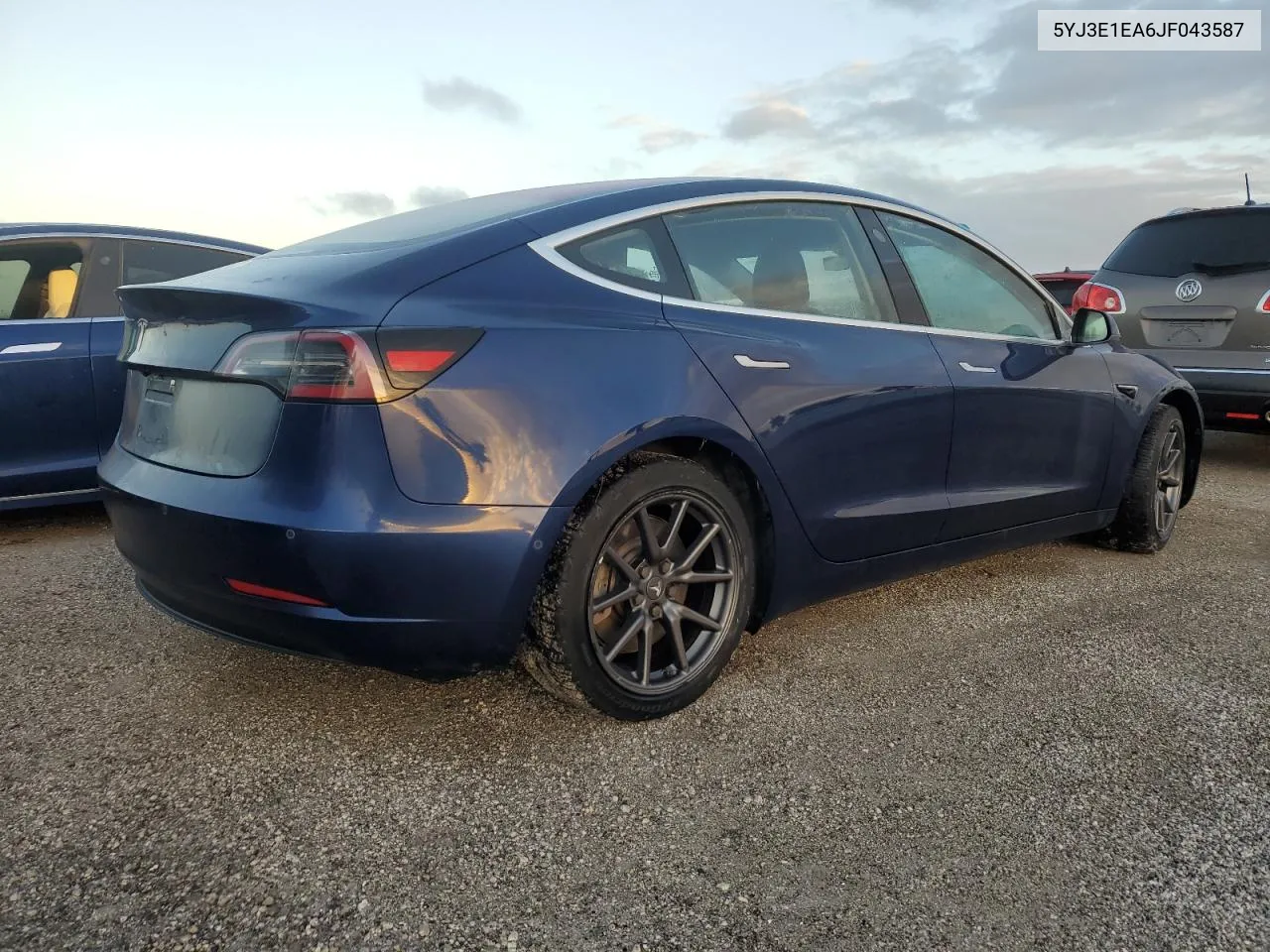 2018 Tesla Model 3 VIN: 5YJ3E1EA6JF043587 Lot: 75890404