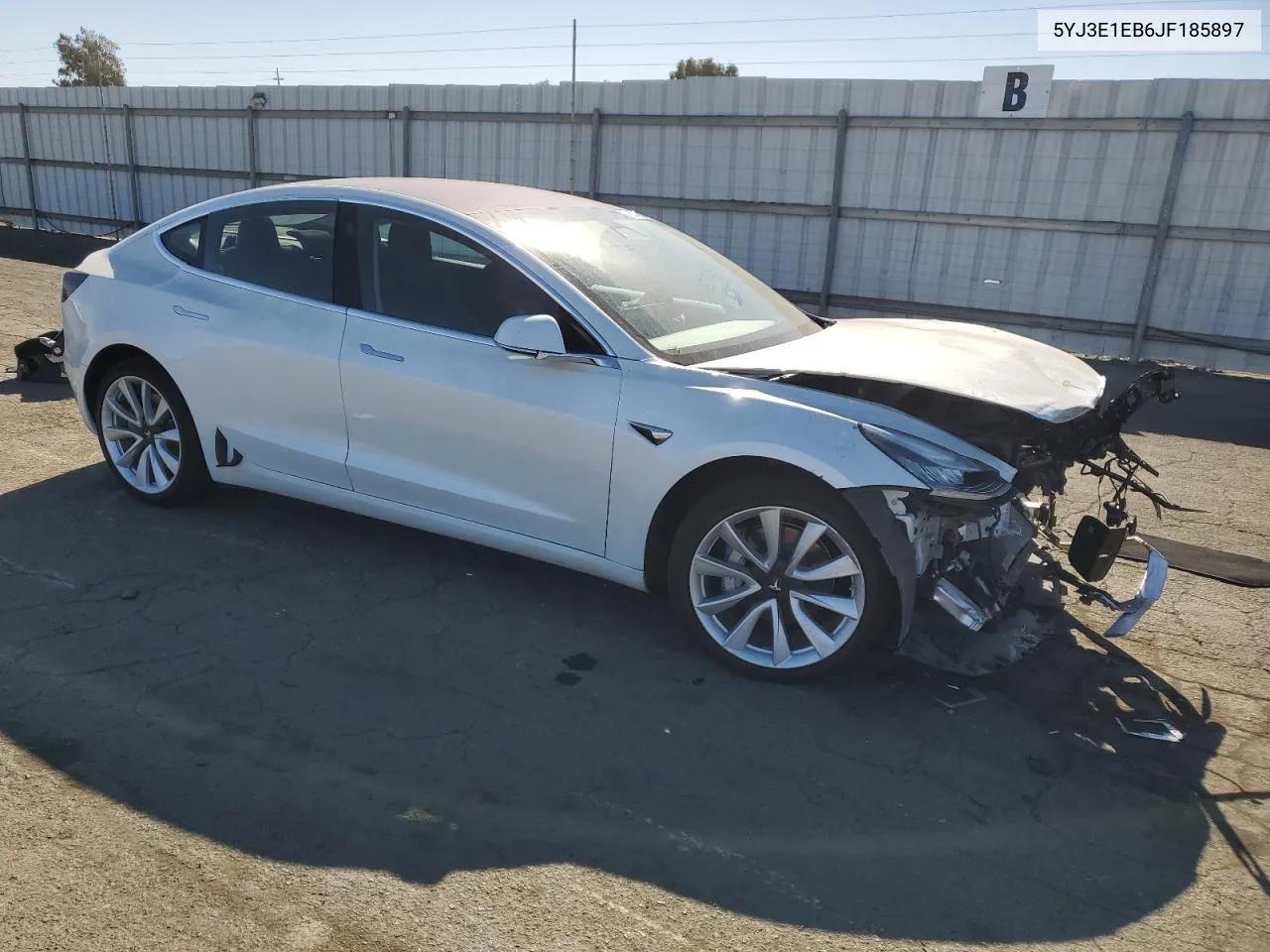 2018 Tesla Model 3 VIN: 5YJ3E1EB6JF185897 Lot: 76031294