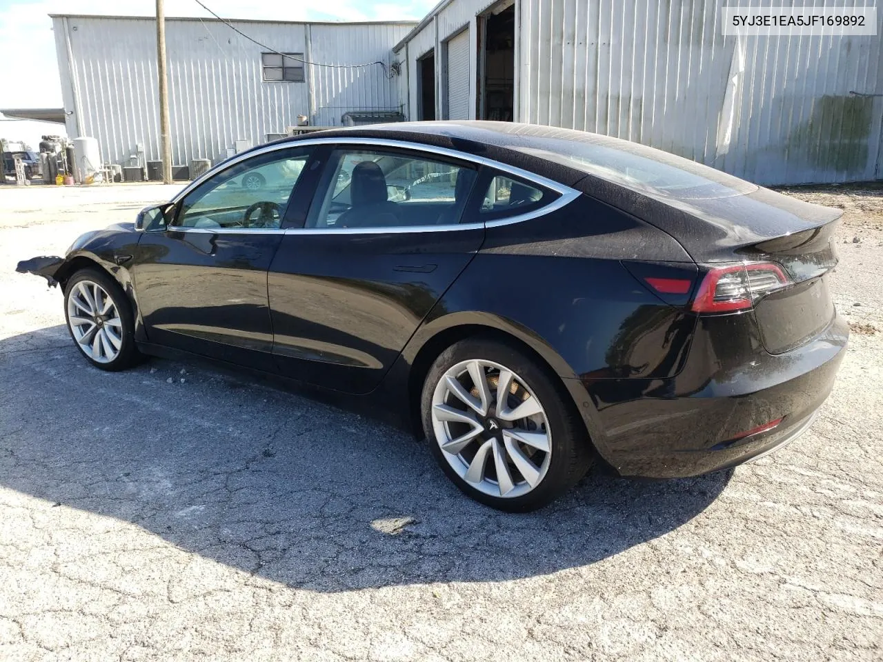 5YJ3E1EA5JF169892 2018 Tesla Model 3