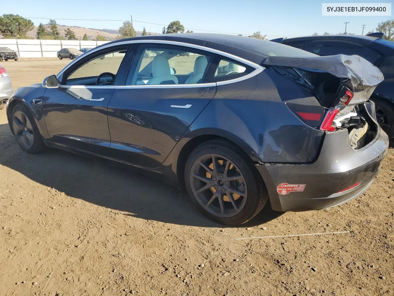 2018 Tesla Model 3 VIN: 5YJ3E1EB1JF099400 Lot: 77685854