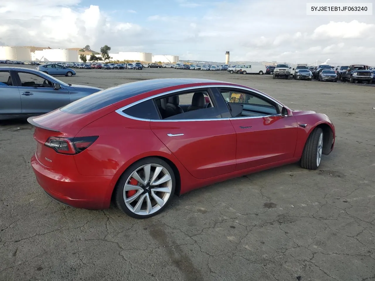 2018 Tesla Model 3 VIN: 5YJ3E1EB1JF063240 Lot: 80461344