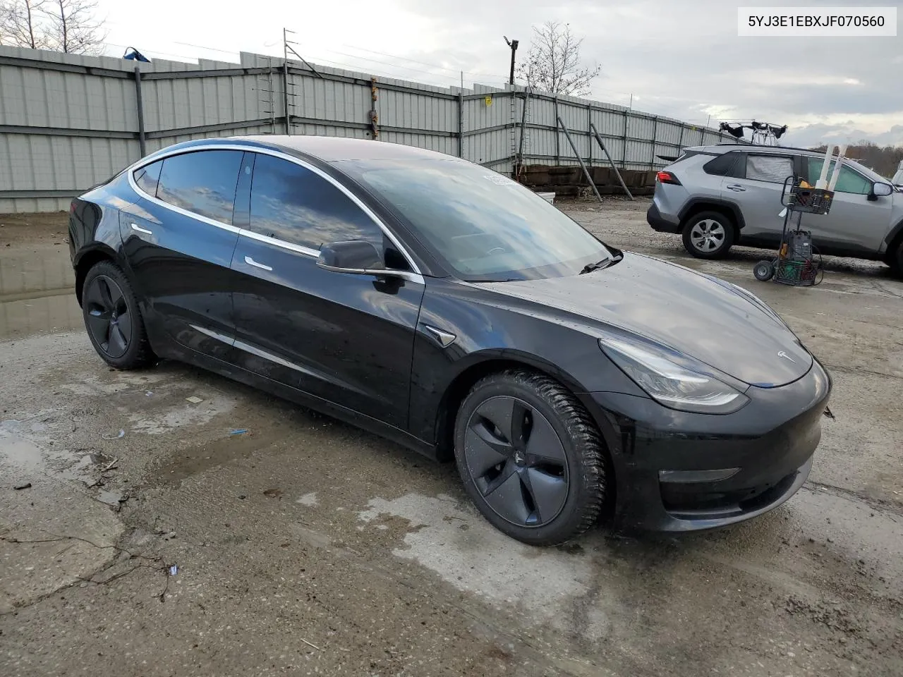 2018 Tesla Model 3 VIN: 5YJ3E1EBXJF070560 Lot: 80475084