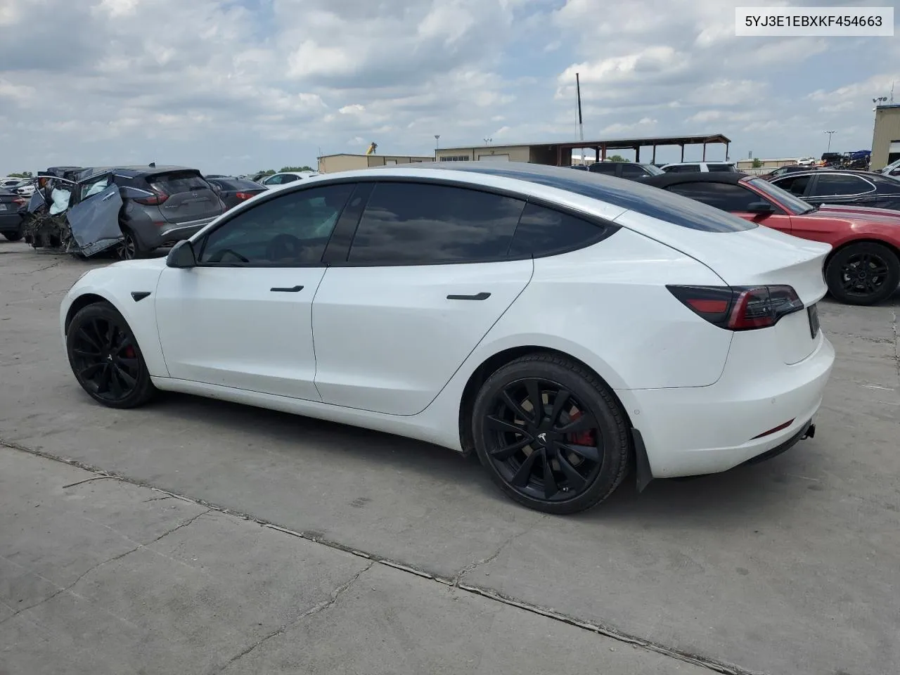 5YJ3E1EBXKF454663 2019 Tesla Model 3