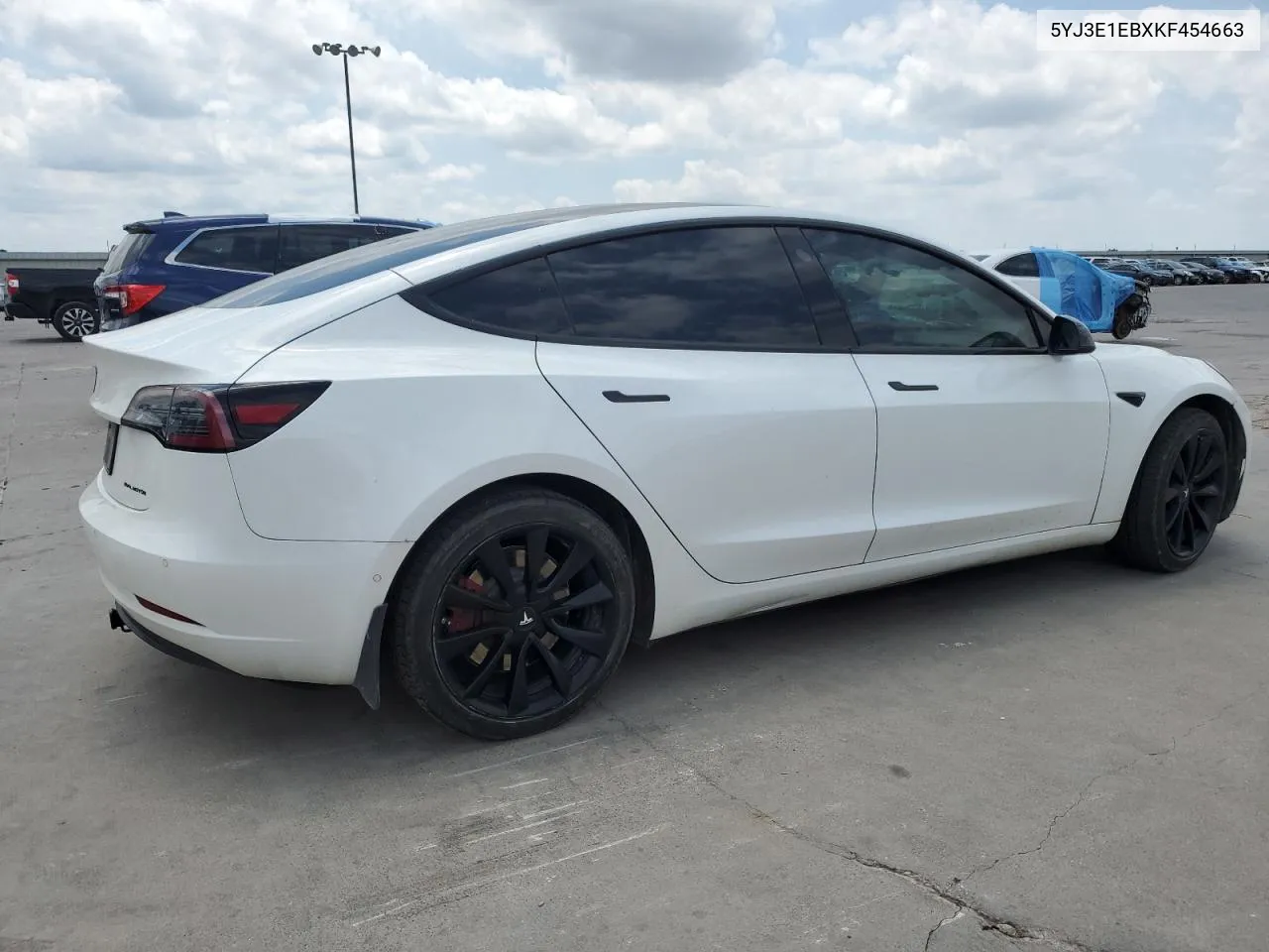 2019 Tesla Model 3 VIN: 5YJ3E1EBXKF454663 Lot: 60865234