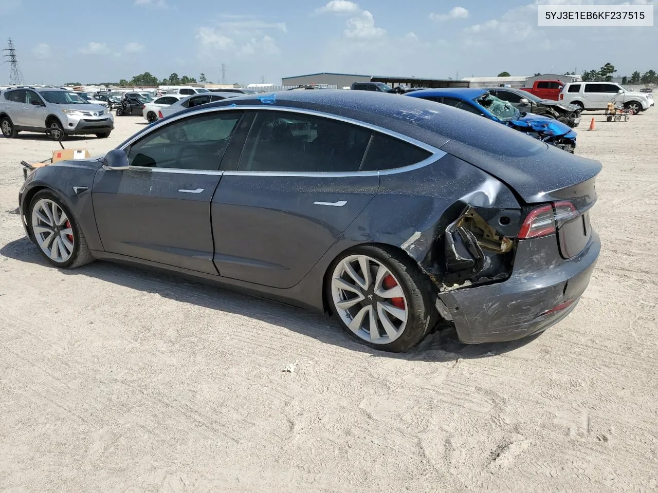 2019 Tesla Model 3 VIN: 5YJ3E1EB6KF237515 Lot: 61546674