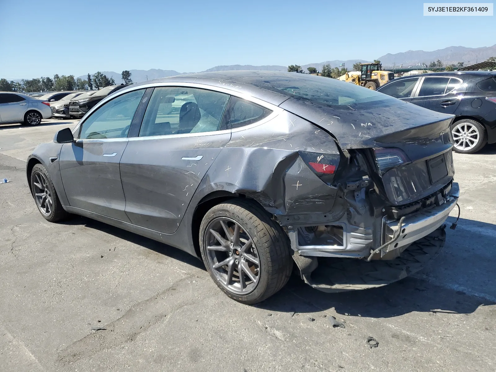 2019 Tesla Model 3 VIN: 5YJ3E1EB2KF361409 Lot: 62006484