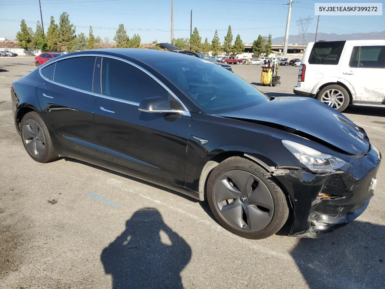 5YJ3E1EA5KF399272 2019 Tesla Model 3