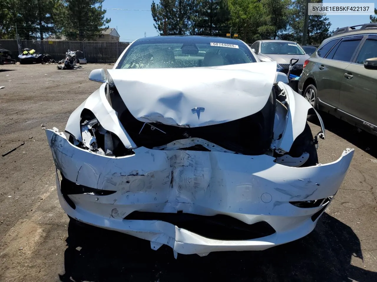 5YJ3E1EB5KF422137 2019 Tesla Model 3