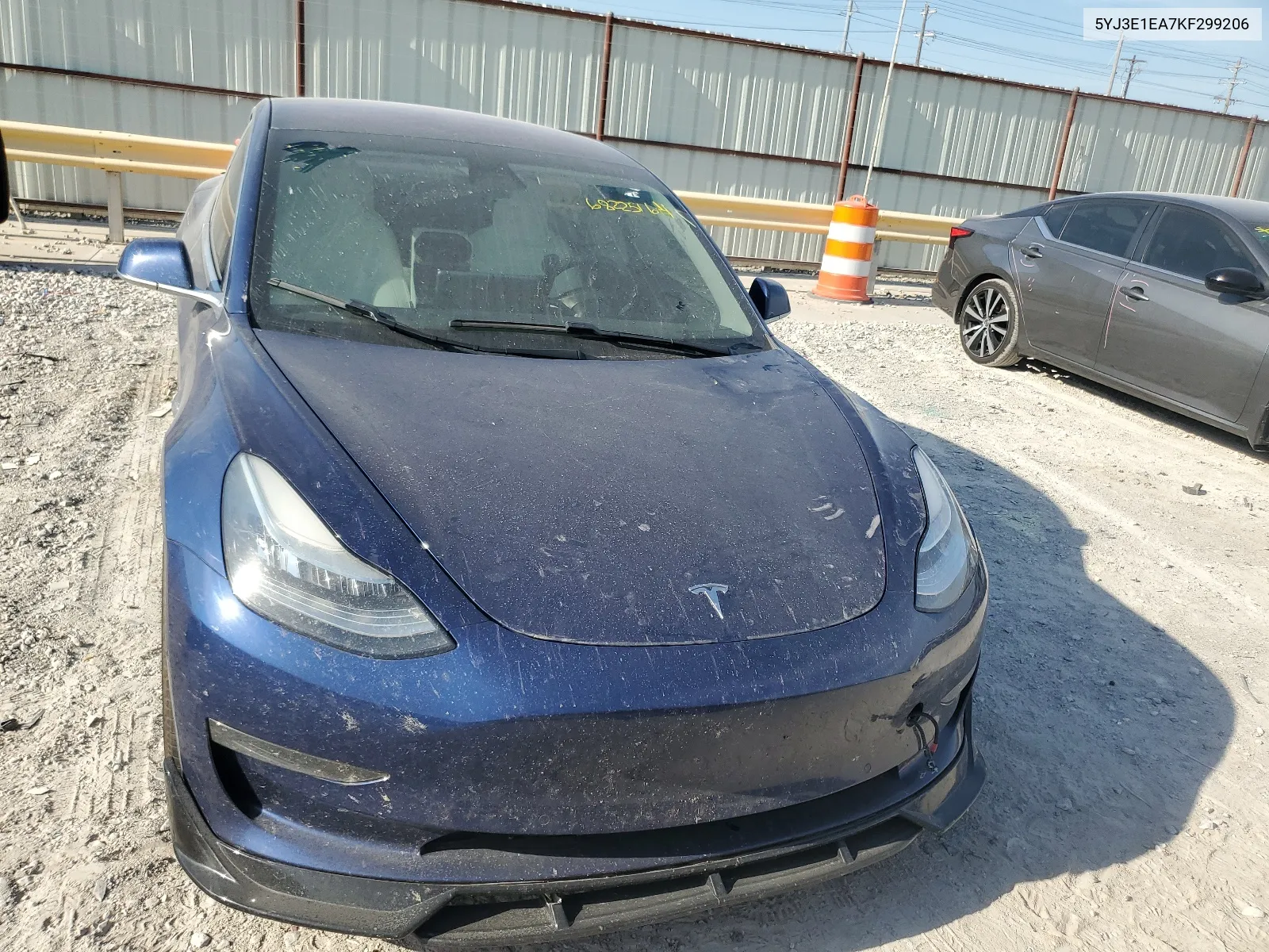 2019 Tesla Model 3 VIN: 5YJ3E1EA7KF299206 Lot: 68225164