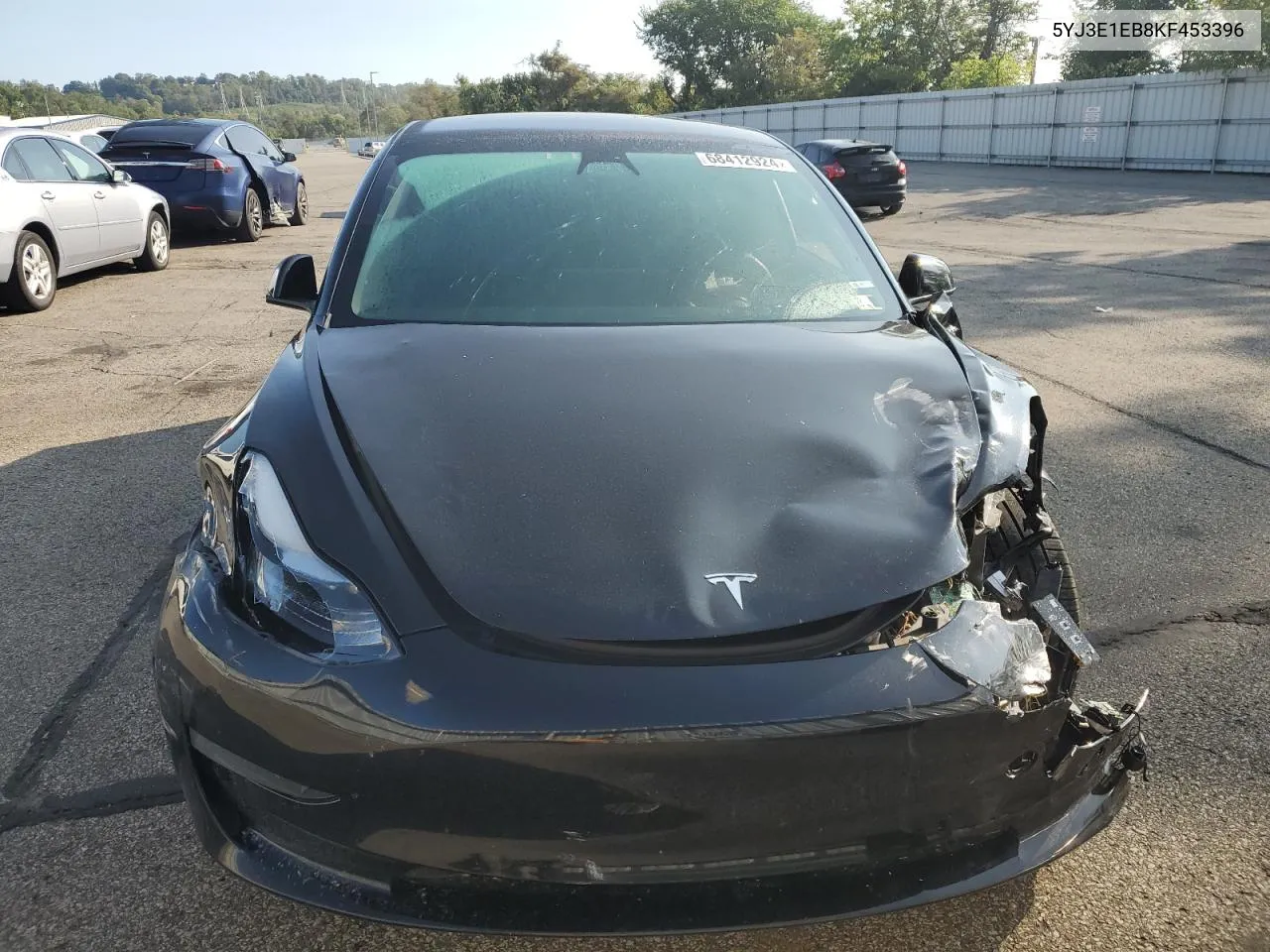 5YJ3E1EB8KF453396 2019 Tesla Model 3