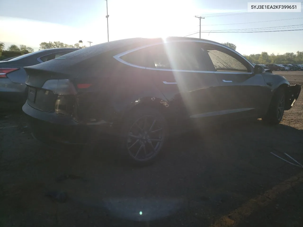 5YJ3E1EA2KF399651 2019 Tesla Model 3