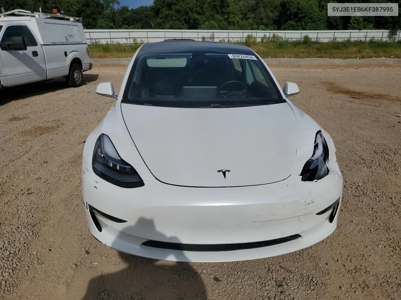 5YJ3E1EB6KF387995 2019 Tesla Model 3