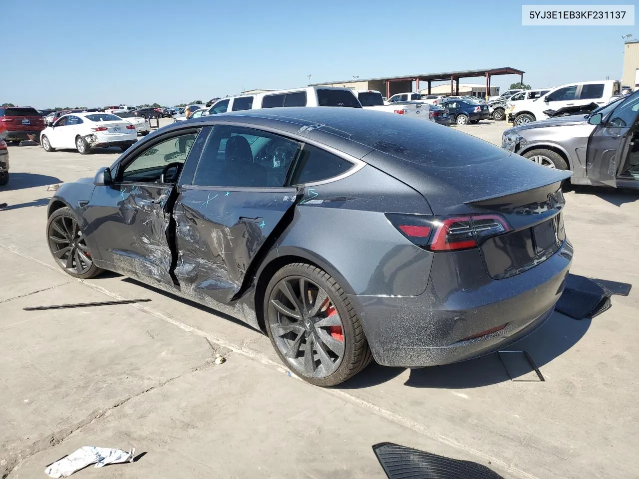 2019 Tesla Model 3 VIN: 5YJ3E1EB3KF231137 Lot: 69578894