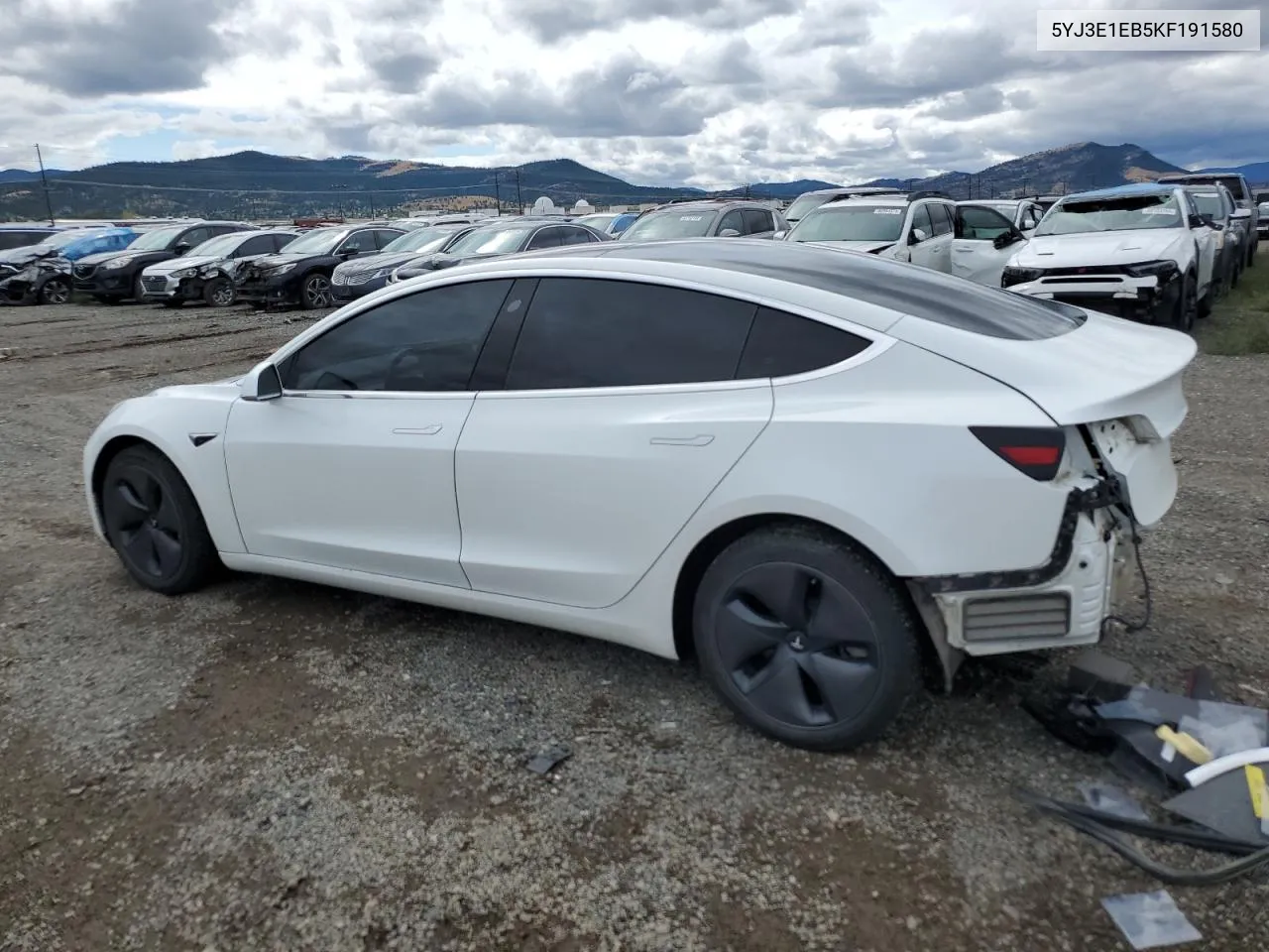 2019 Tesla Model 3 VIN: 5YJ3E1EB5KF191580 Lot: 69823594