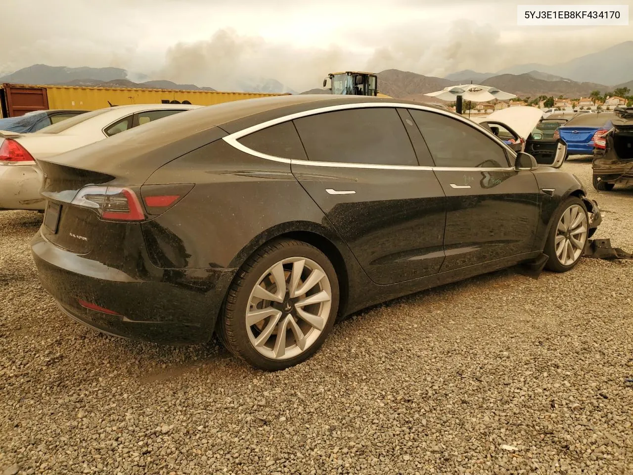 5YJ3E1EB8KF434170 2019 Tesla Model 3