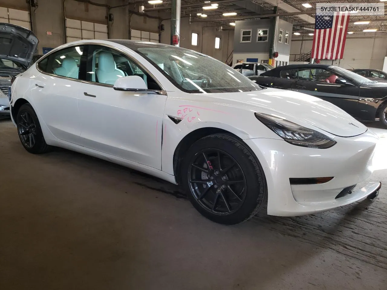 5YJ3E1EA5KF444761 2019 Tesla Model 3