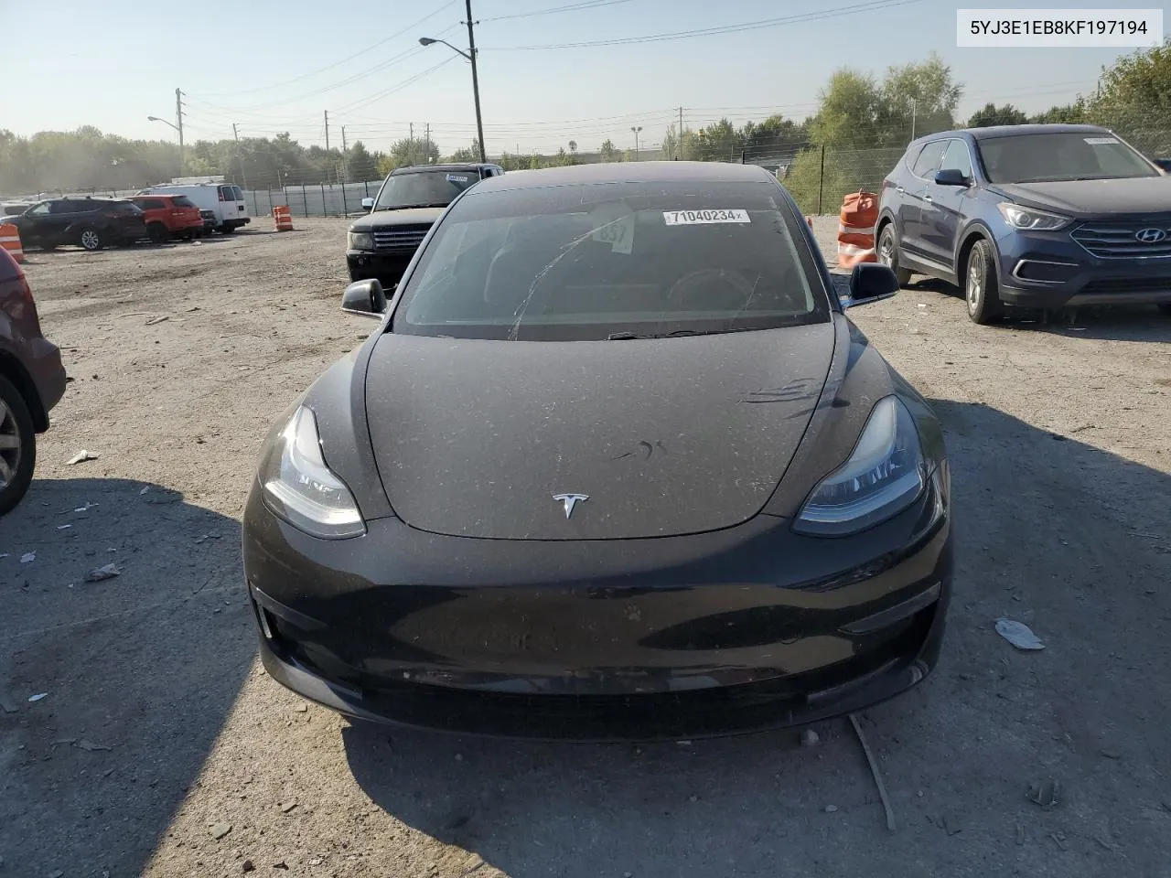 5YJ3E1EB8KF197194 2019 Tesla Model 3