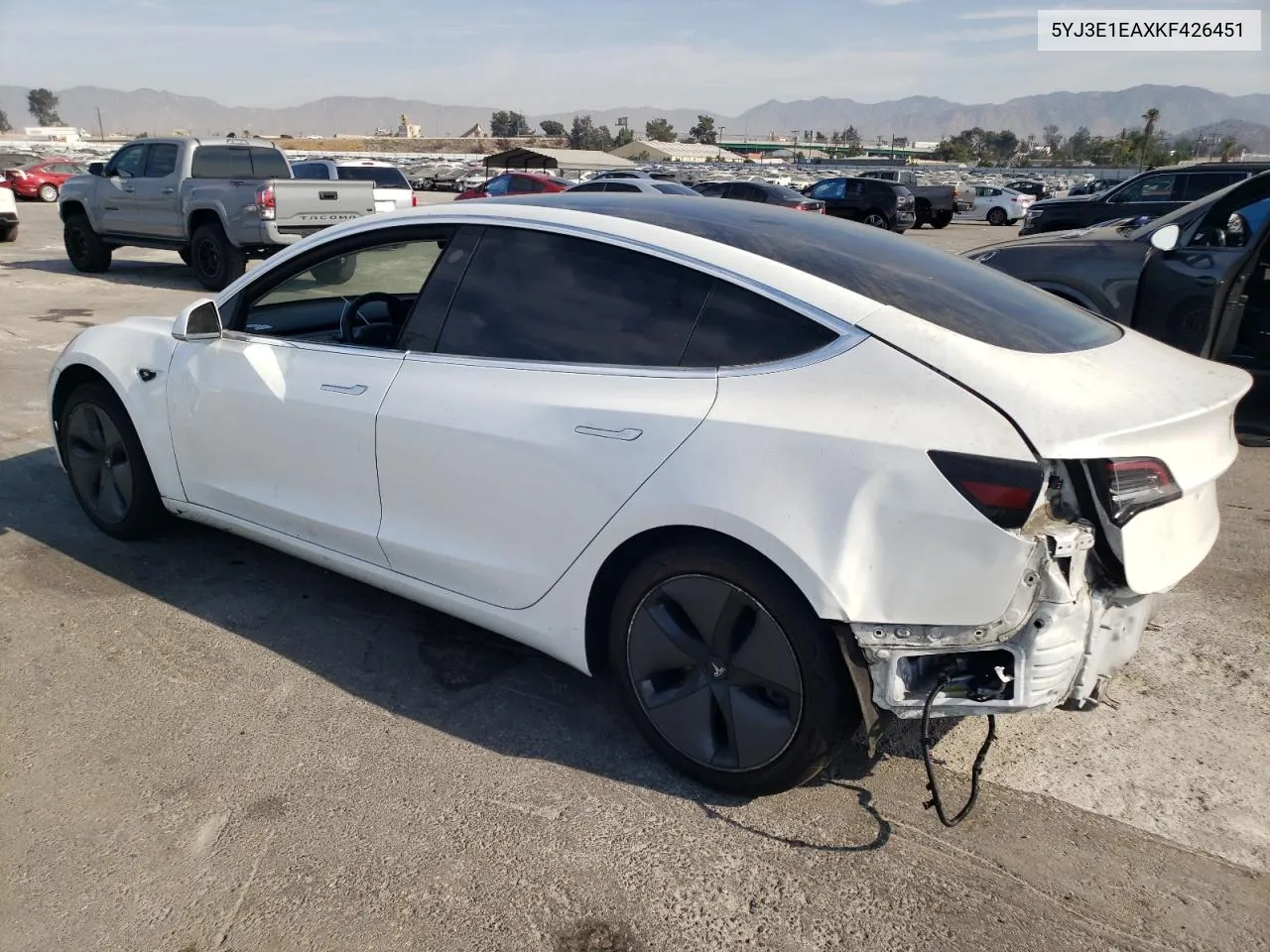 2019 Tesla Model 3 VIN: 5YJ3E1EAXKF426451 Lot: 72082134