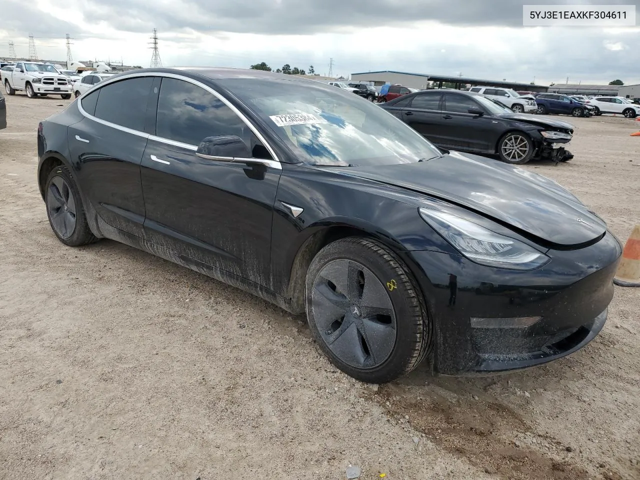 5YJ3E1EAXKF304611 2019 Tesla Model 3