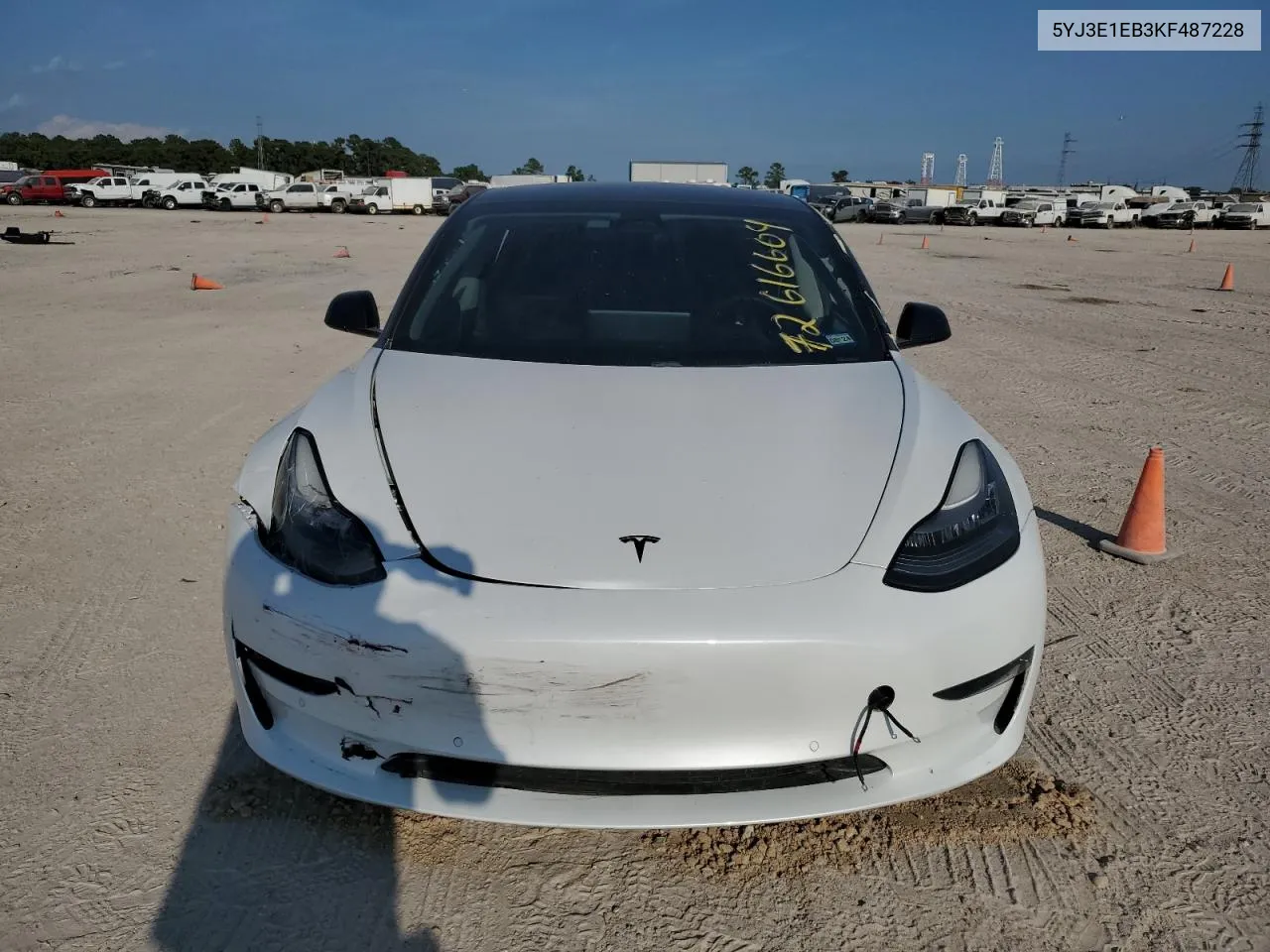 2019 Tesla Model 3 VIN: 5YJ3E1EB3KF487228 Lot: 72616604