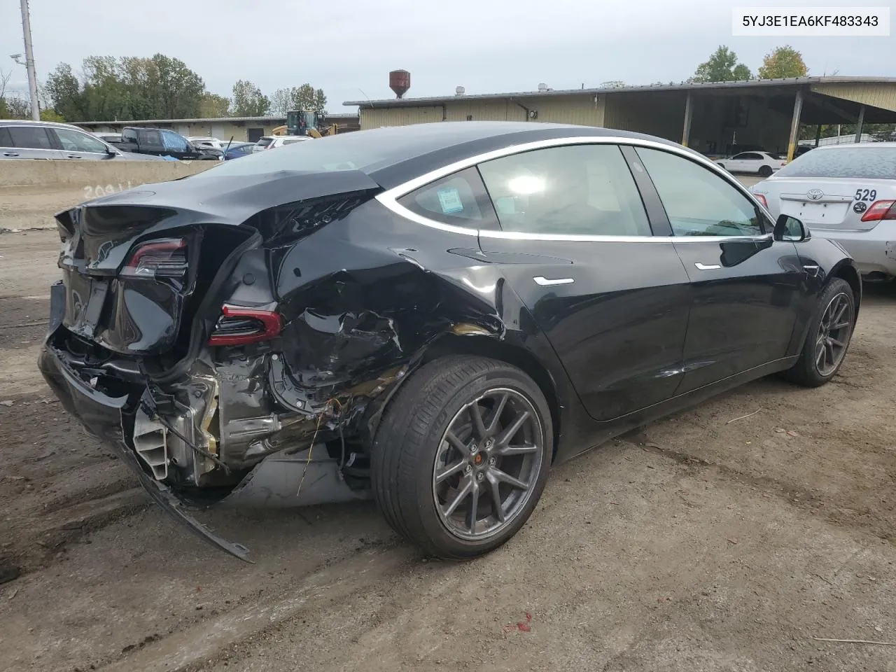 5YJ3E1EA6KF483343 2019 Tesla Model 3