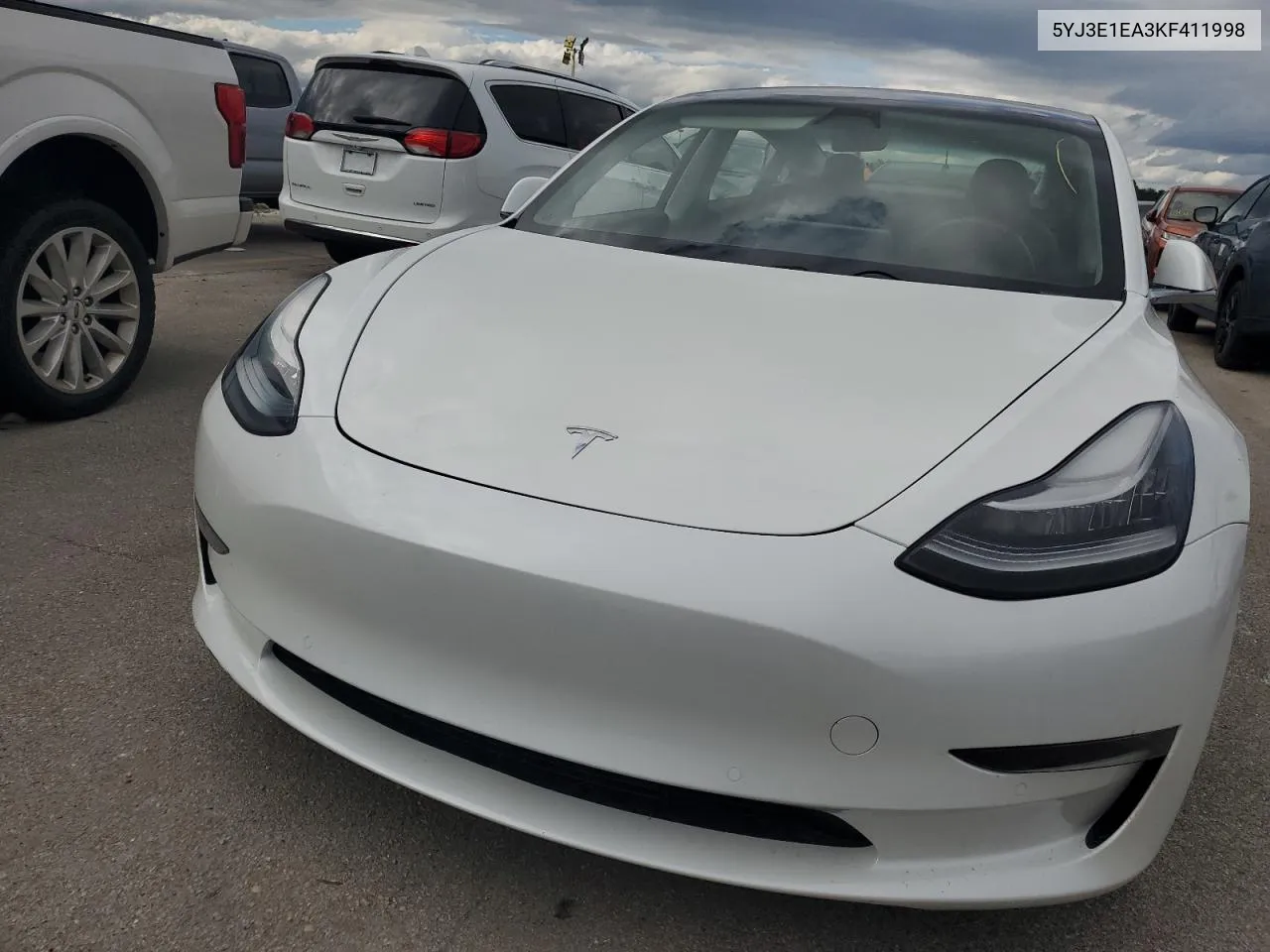 2019 Tesla Model 3 VIN: 5YJ3E1EA3KF411998 Lot: 74586594