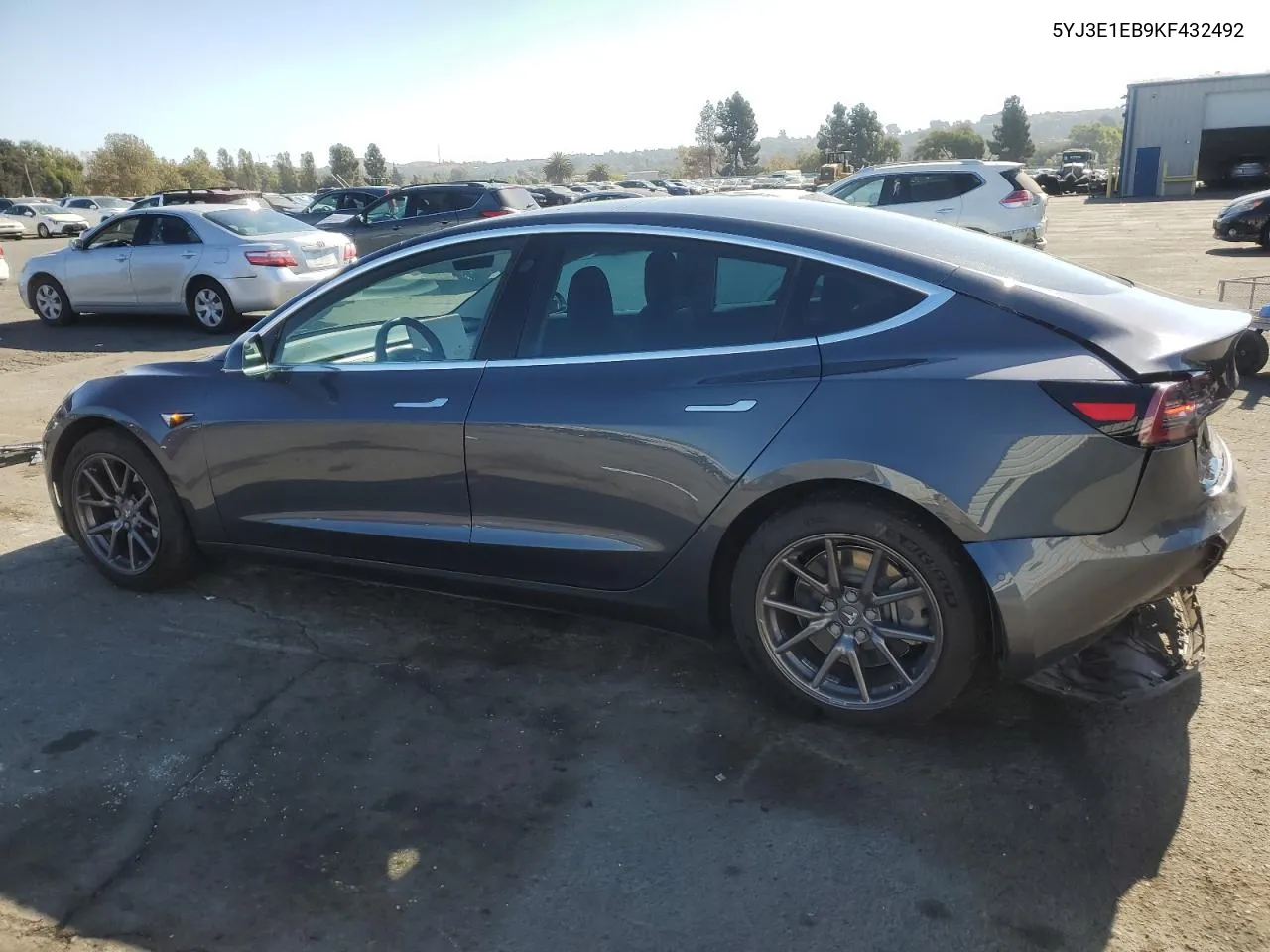 2019 Tesla Model 3 VIN: 5YJ3E1EB9KF432492 Lot: 76143894