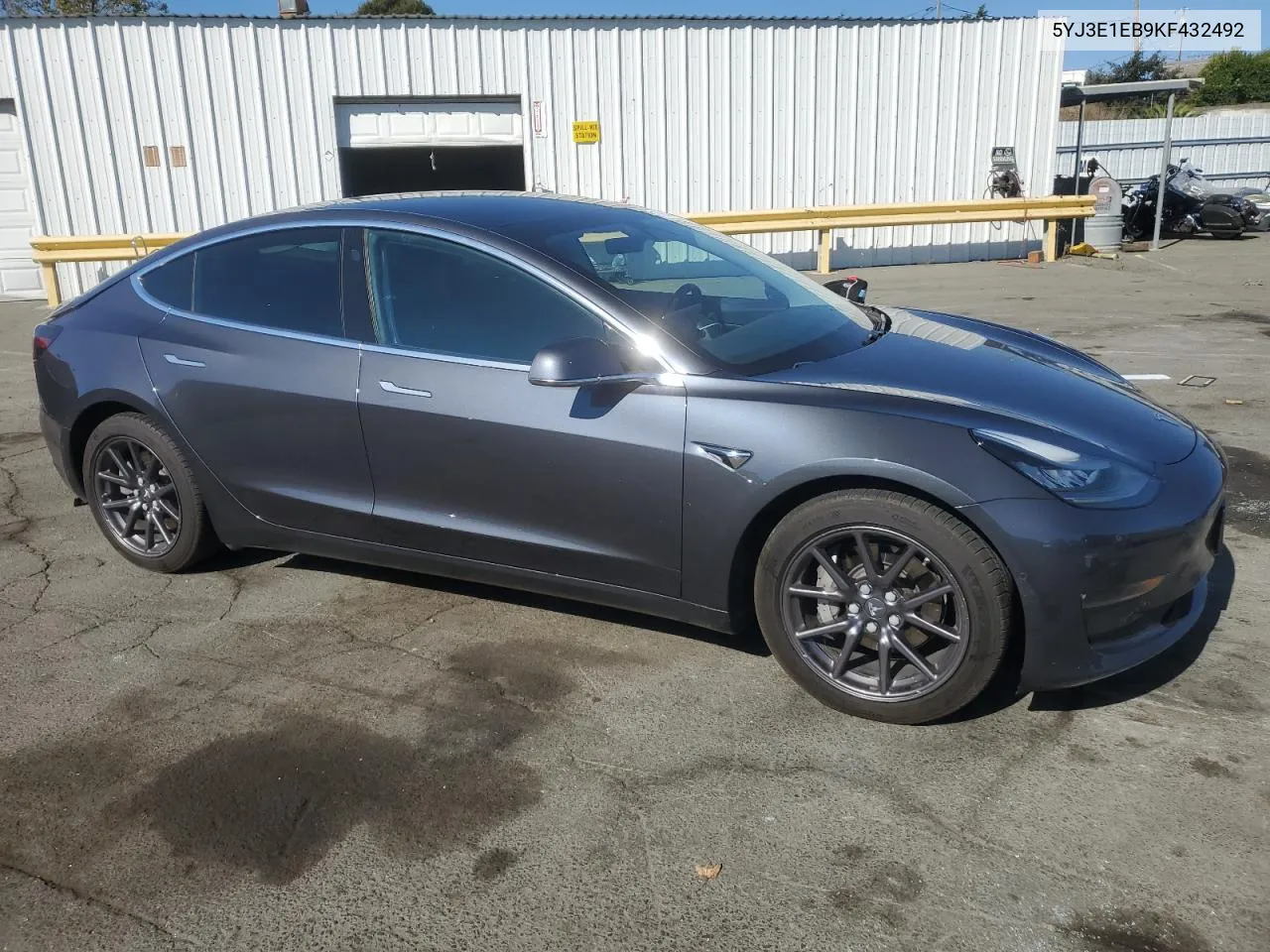 2019 Tesla Model 3 VIN: 5YJ3E1EB9KF432492 Lot: 76143894