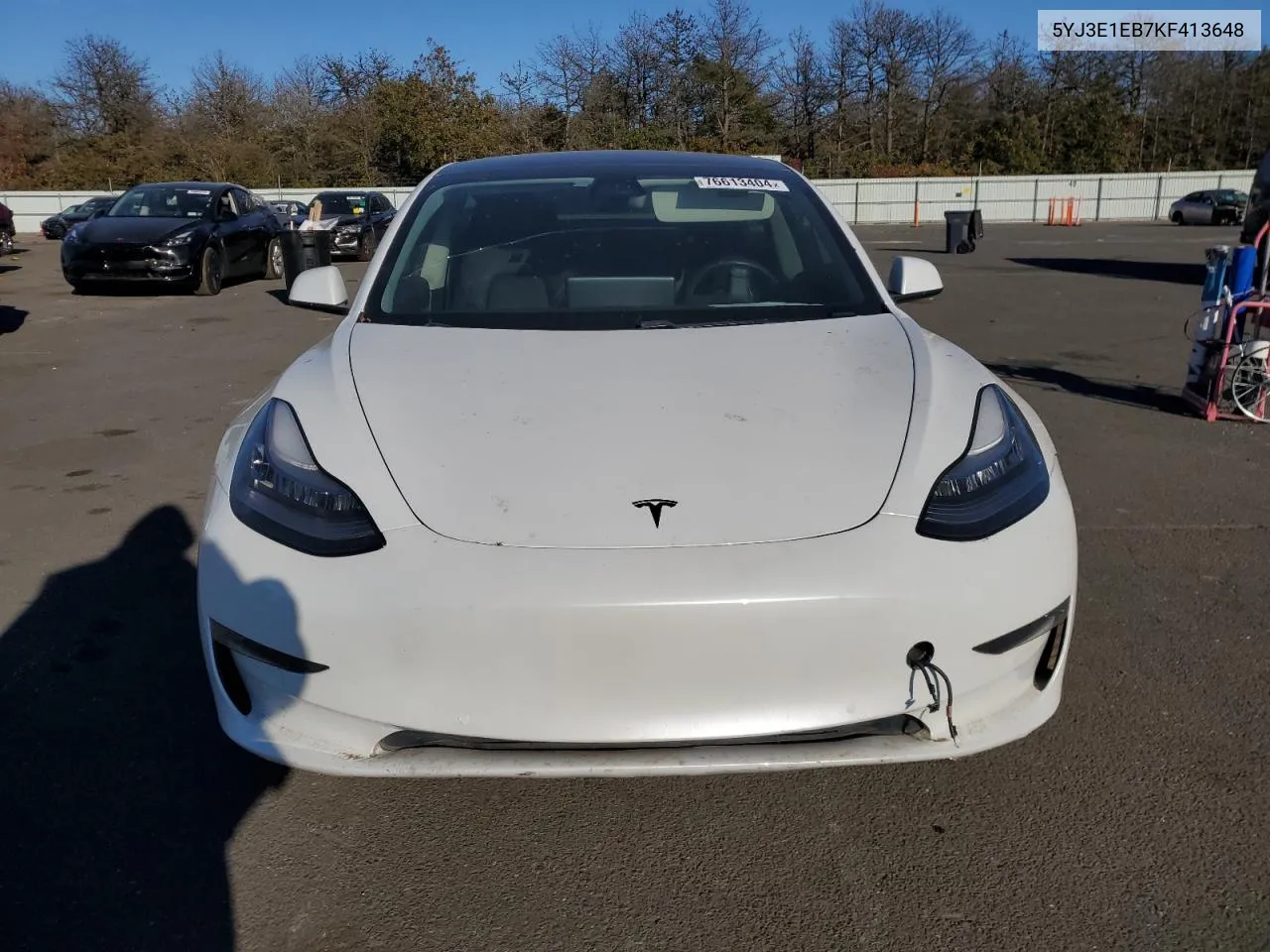 2019 Tesla Model 3 VIN: 5YJ3E1EB7KF413648 Lot: 76613404