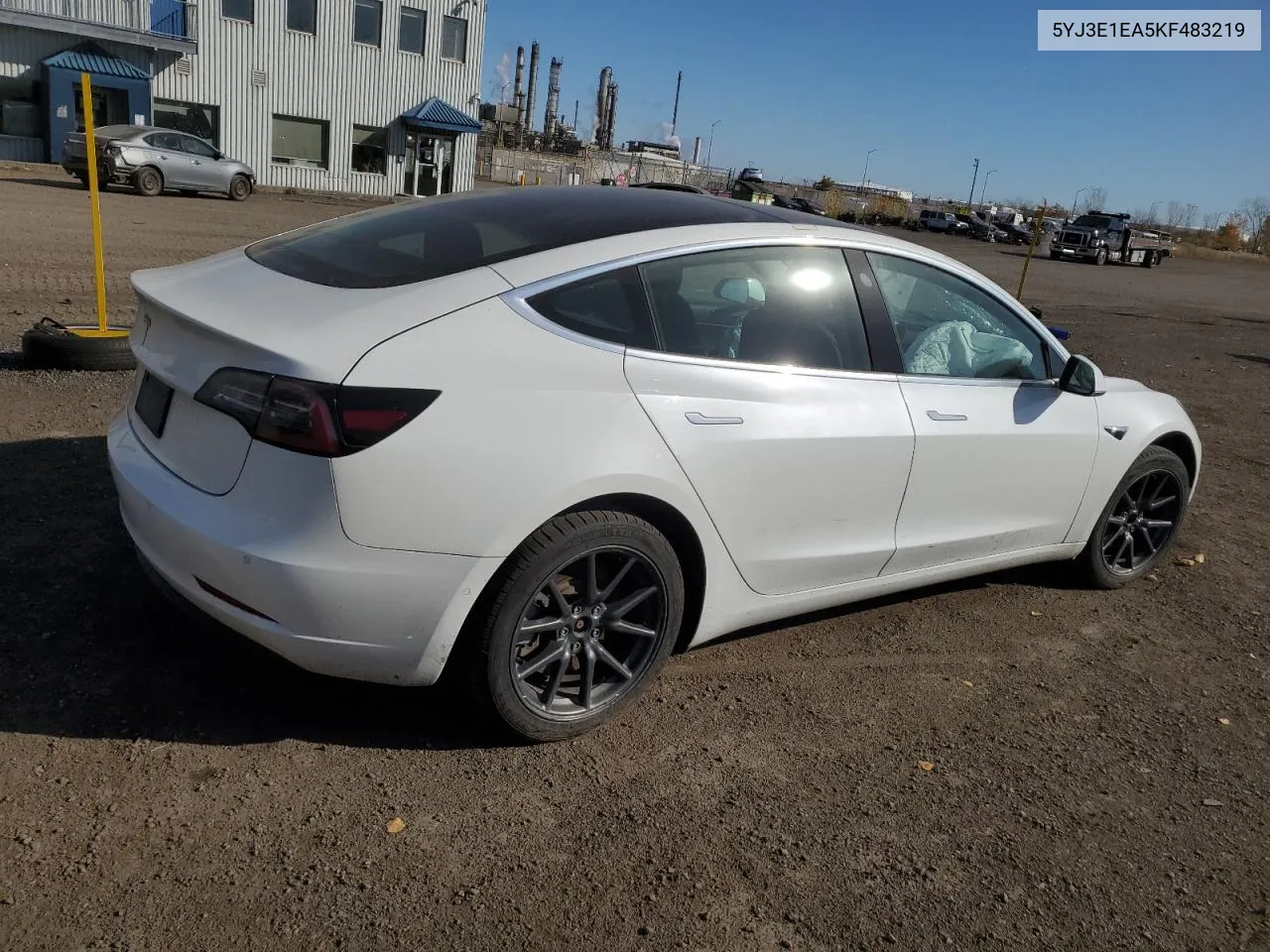 2019 Tesla Model 3 VIN: 5YJ3E1EA5KF483219 Lot: 76748844