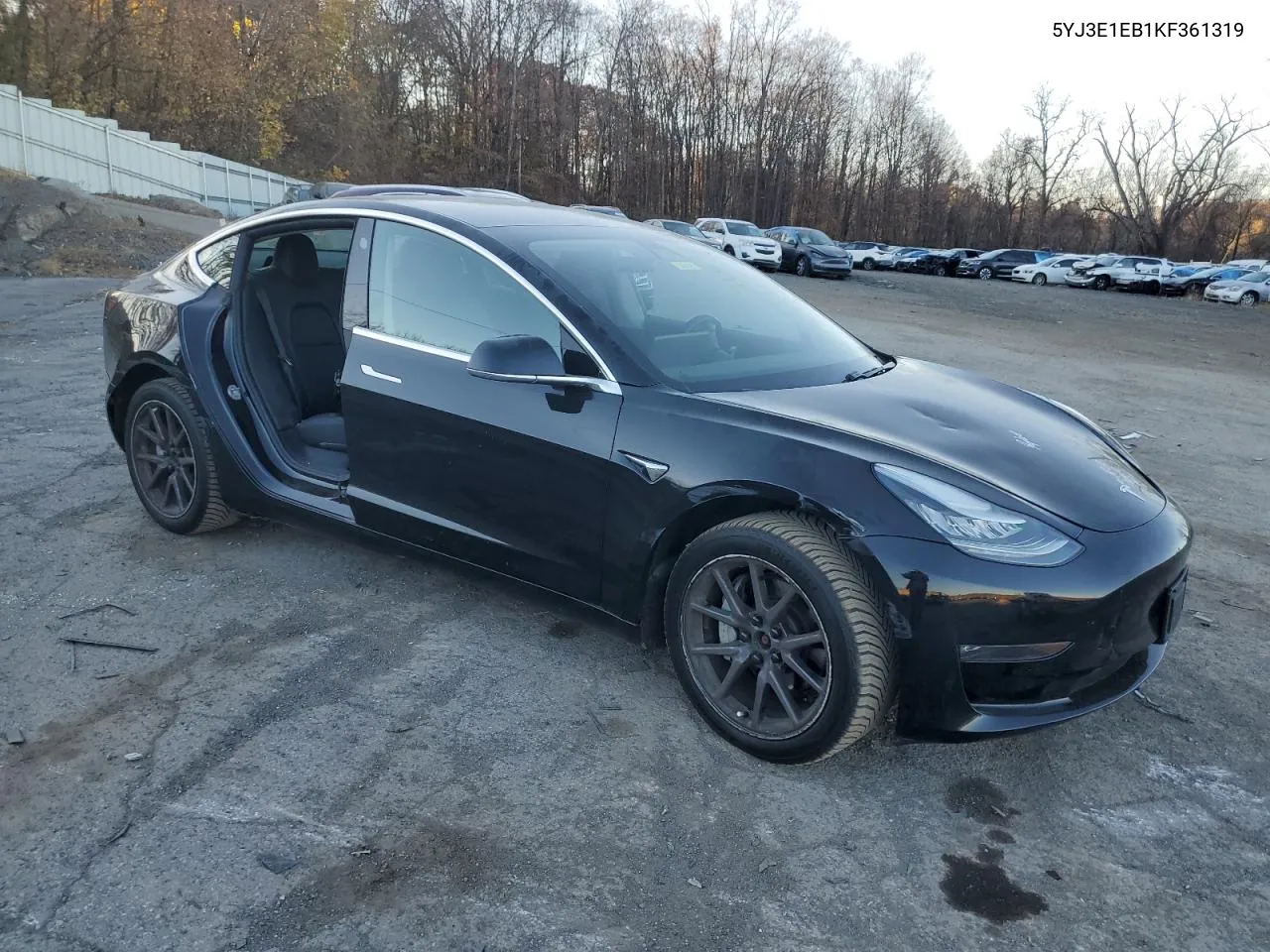 2019 Tesla Model 3 VIN: 5YJ3E1EB1KF361319 Lot: 77628054