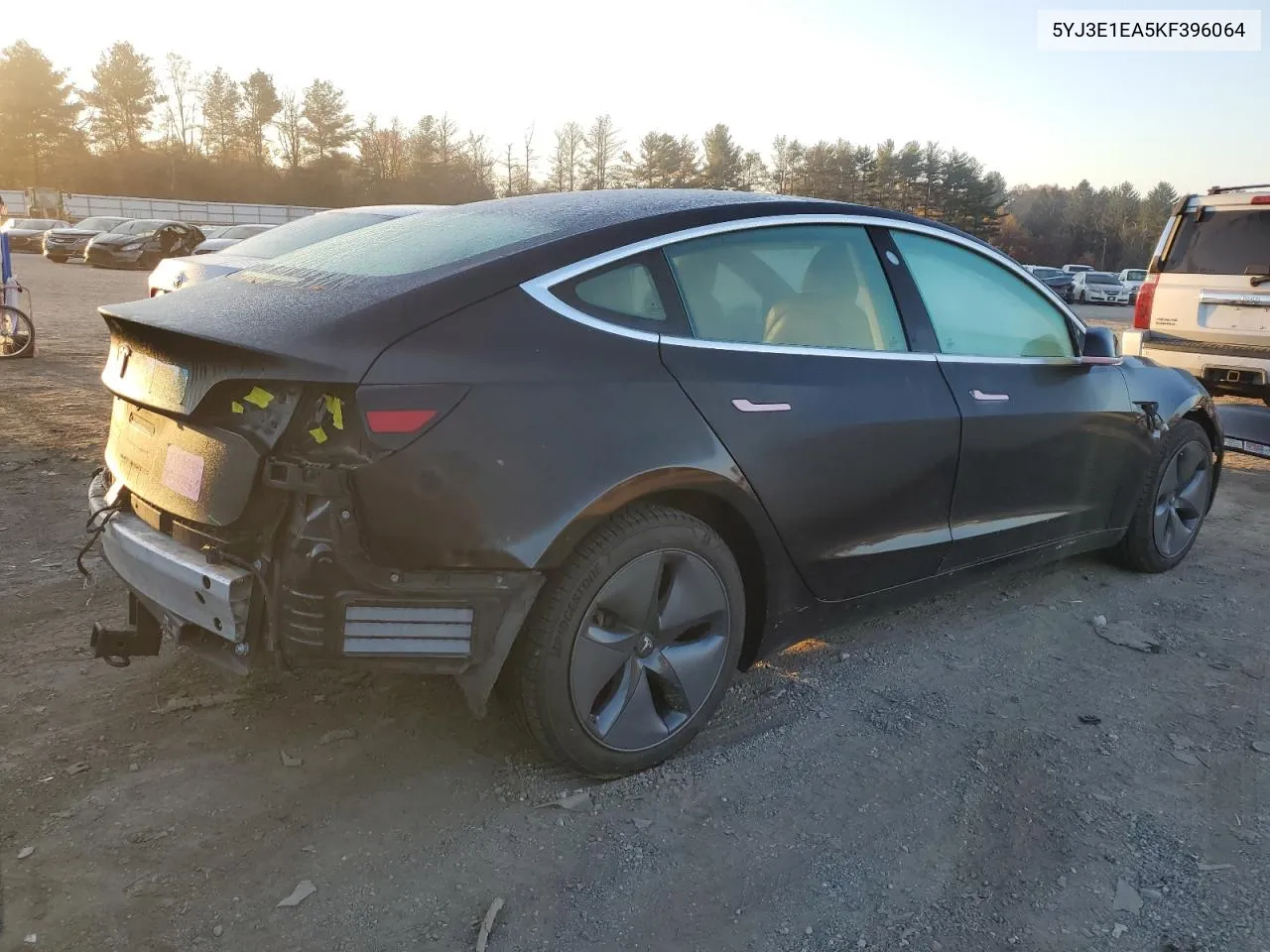 2019 Tesla Model 3 VIN: 5YJ3E1EA5KF396064 Lot: 77658194