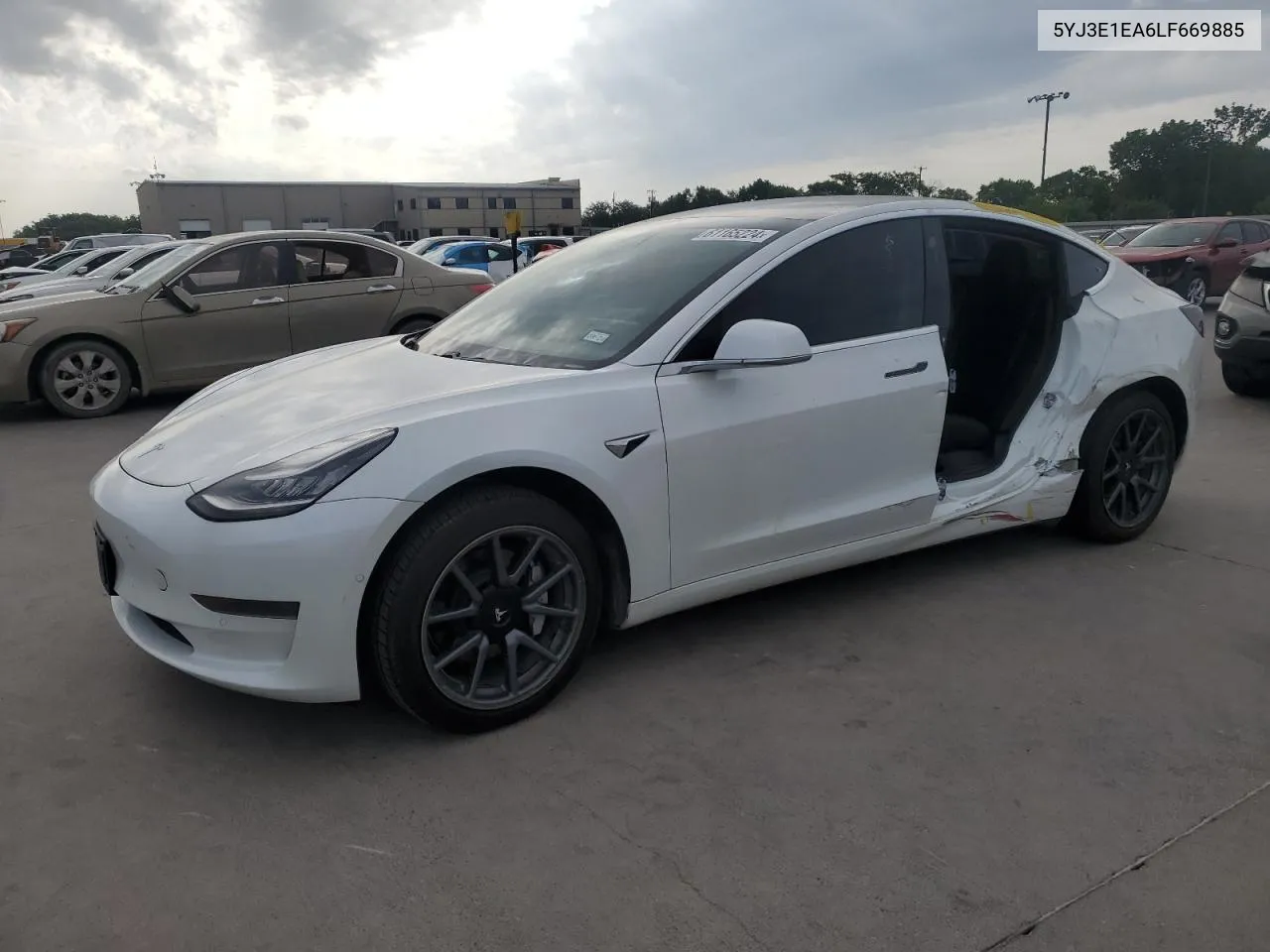 5YJ3E1EA6LF669885 2020 Tesla Model 3