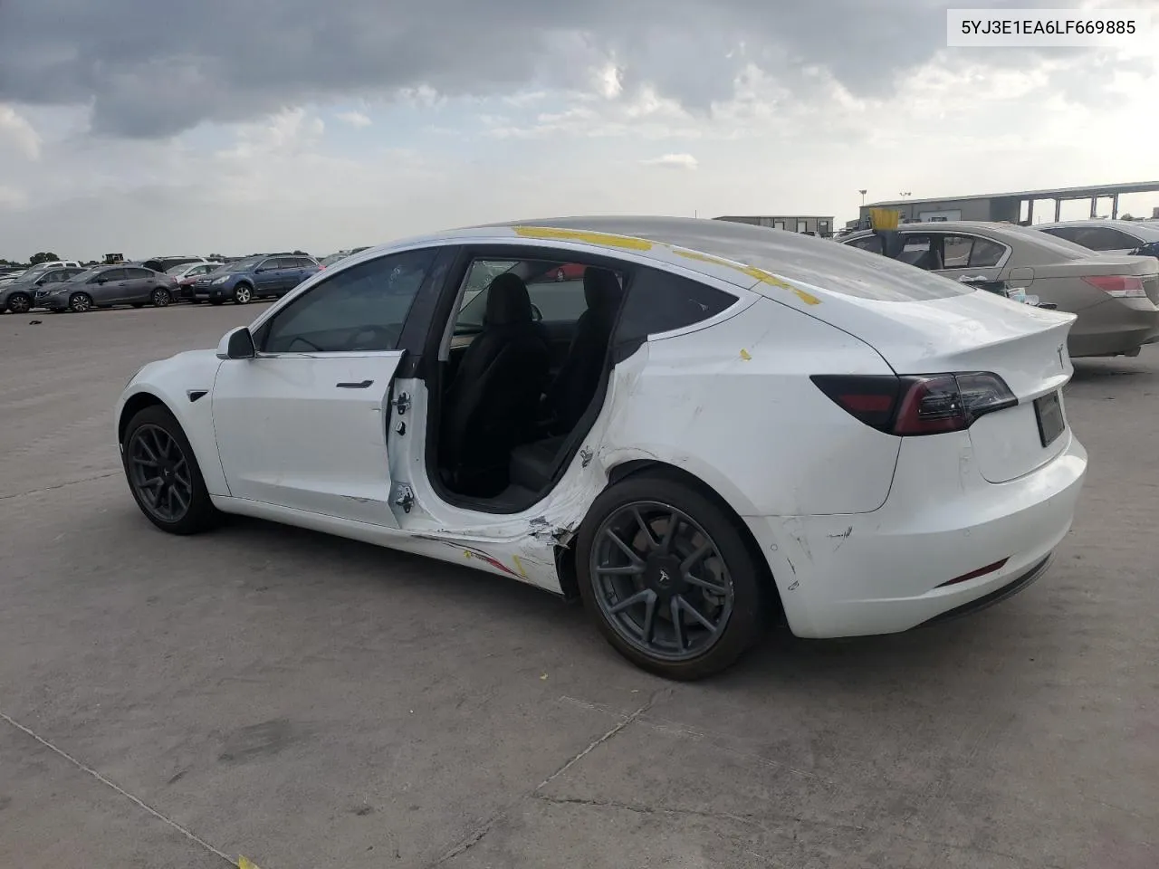 2020 Tesla Model 3 VIN: 5YJ3E1EA6LF669885 Lot: 61165224