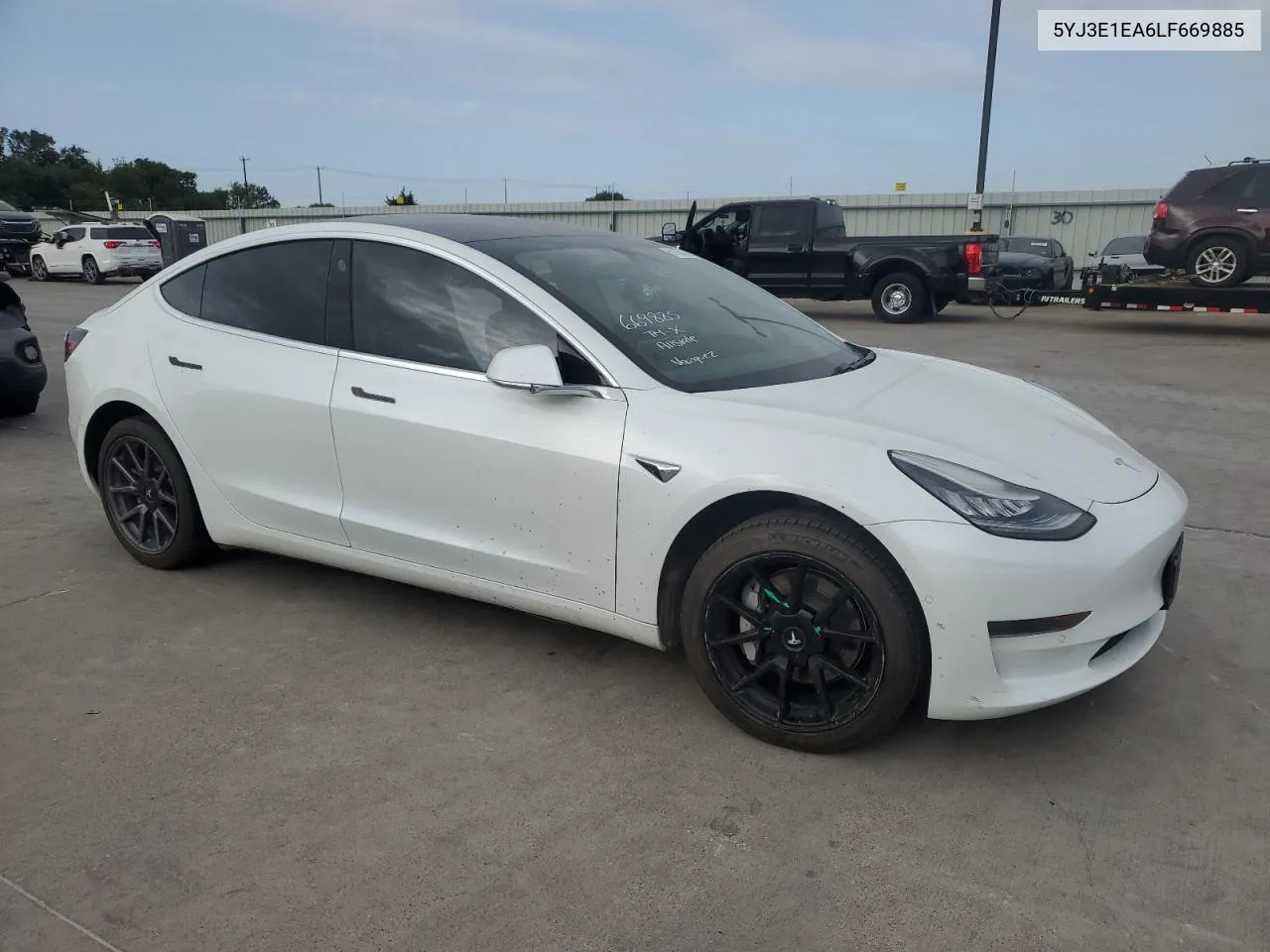 5YJ3E1EA6LF669885 2020 Tesla Model 3