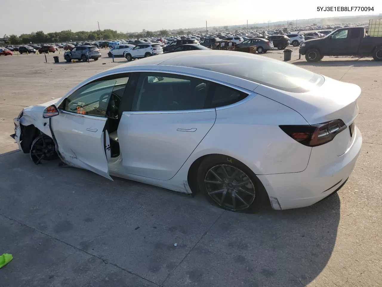 5YJ3E1EB8LF770094 2020 Tesla Model 3