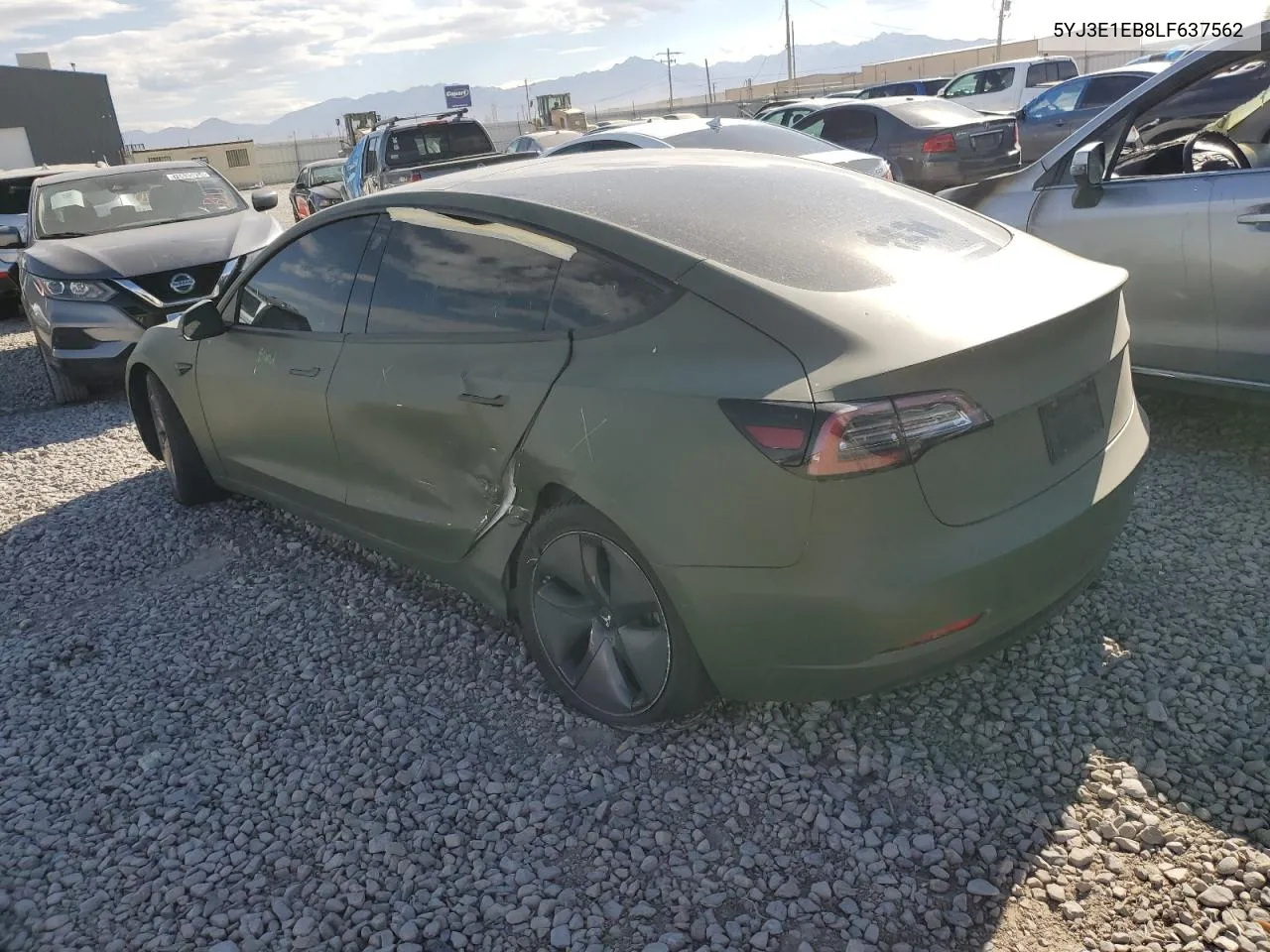 2020 Tesla Model 3 VIN: 5YJ3E1EB8LF637562 Lot: 74092564