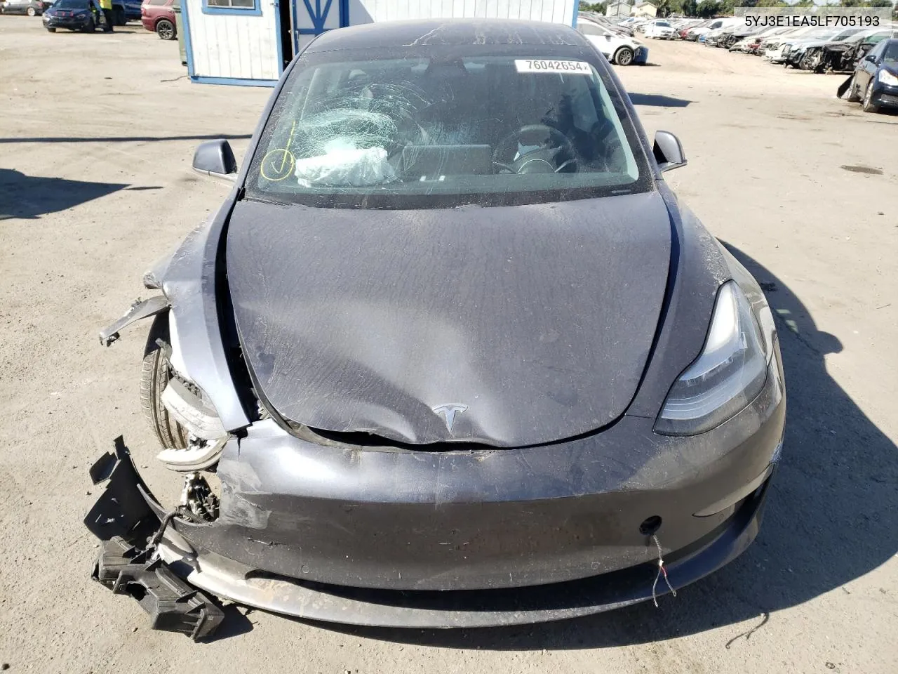 2020 Tesla Model 3 VIN: 5YJ3E1EA5LF705193 Lot: 76042654