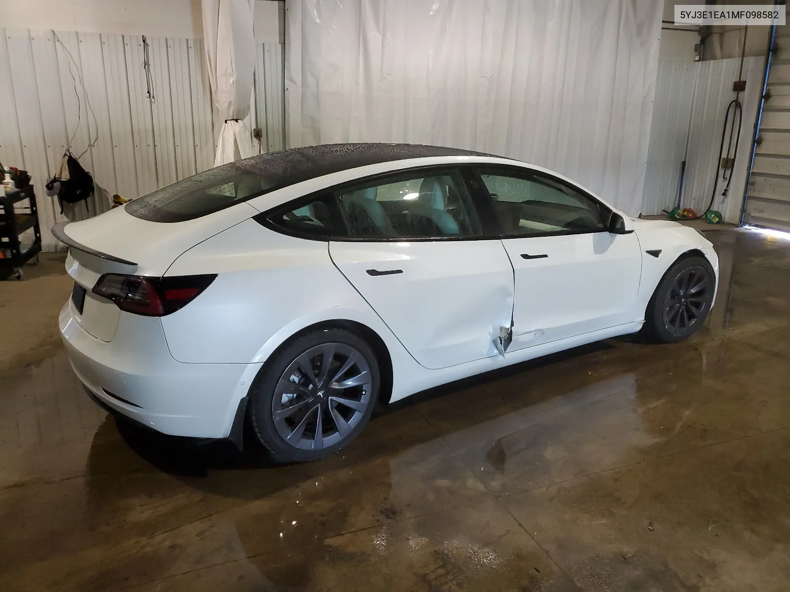 5YJ3E1EA1MF098582 2021 Tesla Model 3