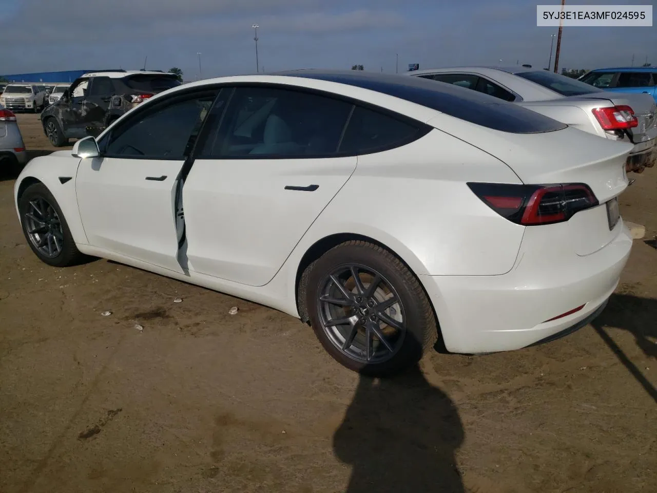 5YJ3E1EA3MF024595 2021 Tesla Model 3